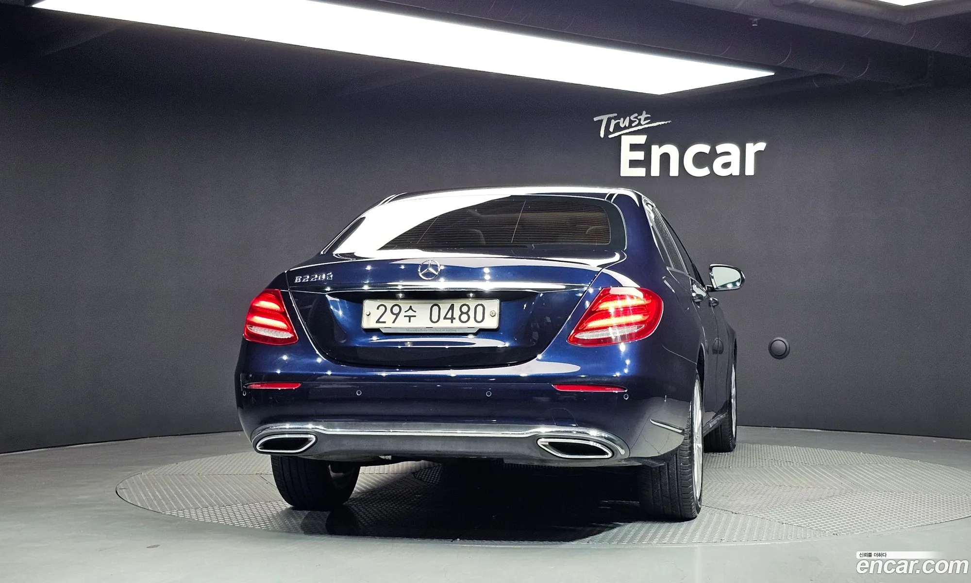 Mercedes-Benz E-Class W213 2016 WDDZF0EB9HA028200 — 10