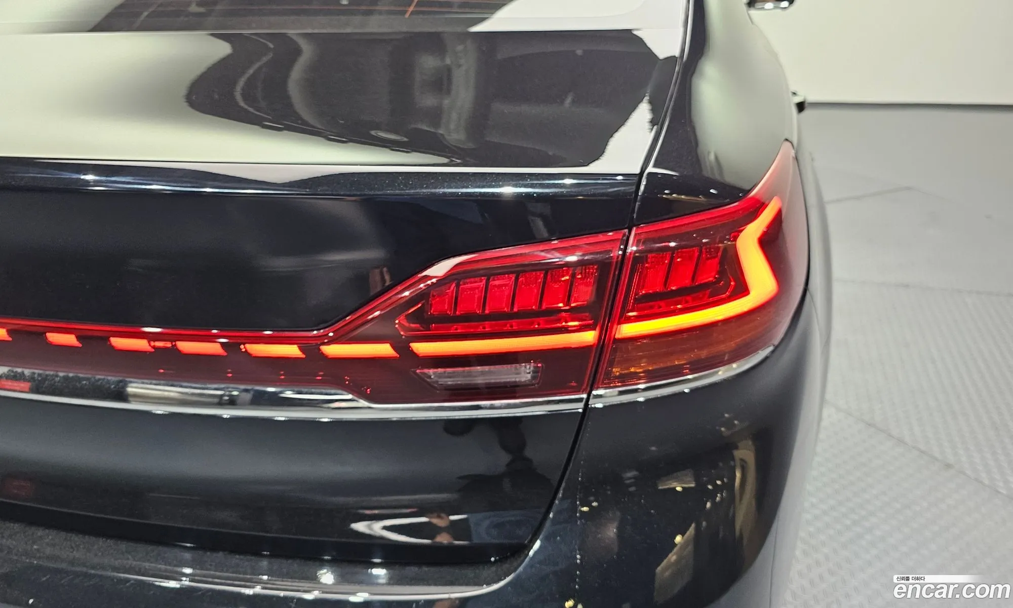 Kia K7 Premier 2020 KNALC41BBLA220794 — 21