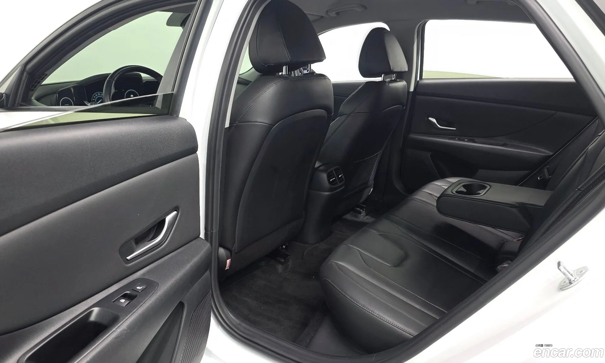 Hyundai Elantra 2023 KMHLM41EEPU520670 — 4