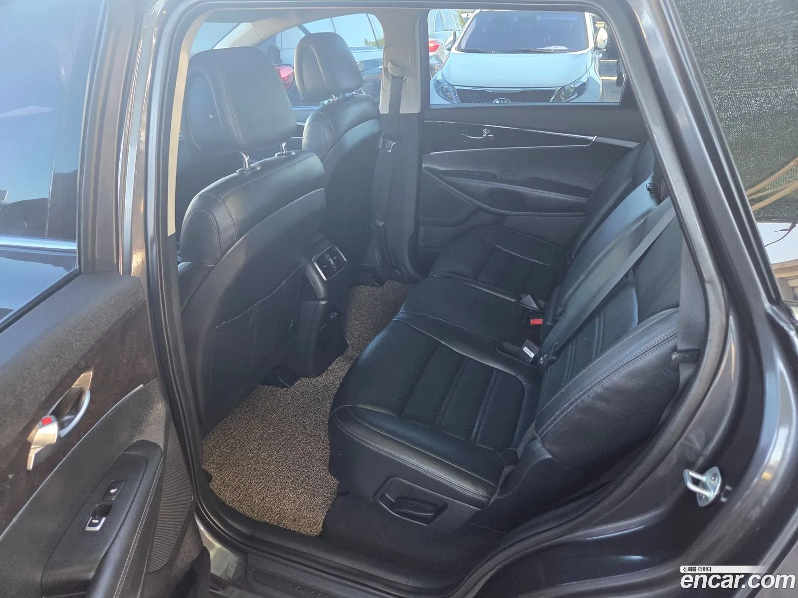 Kia Sorento 2016 — 17