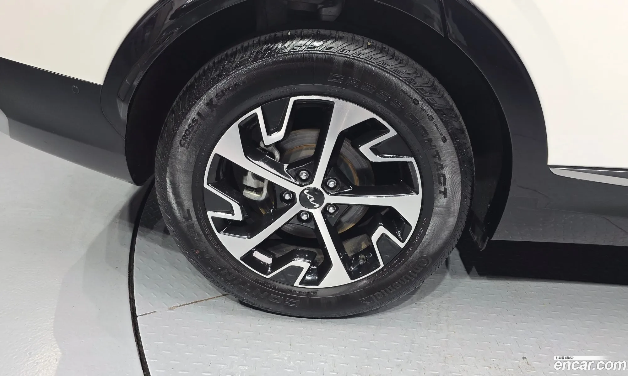 Kia Sportage Hybrid 2023 — 30