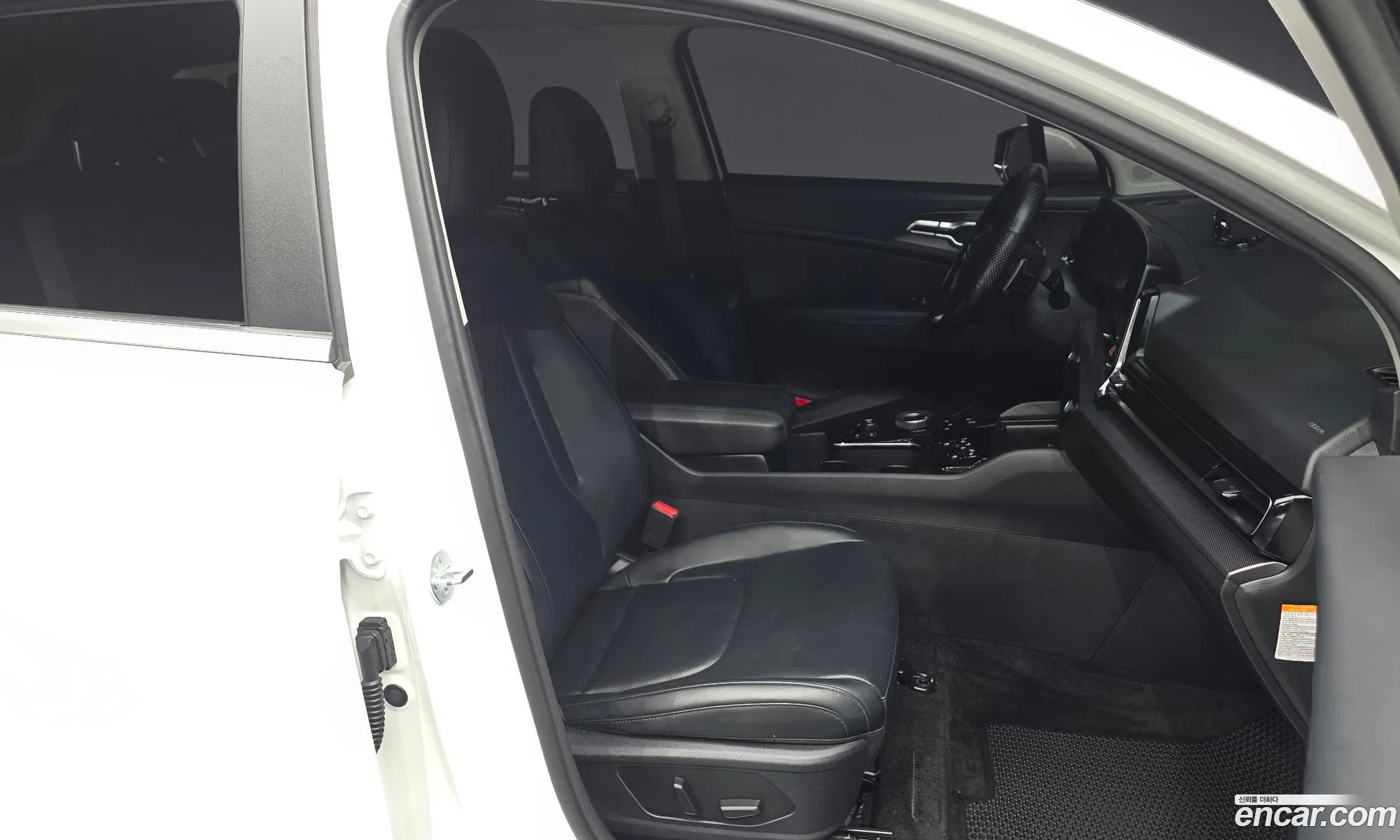 Kia Sportage Hybrid 2023 — 21