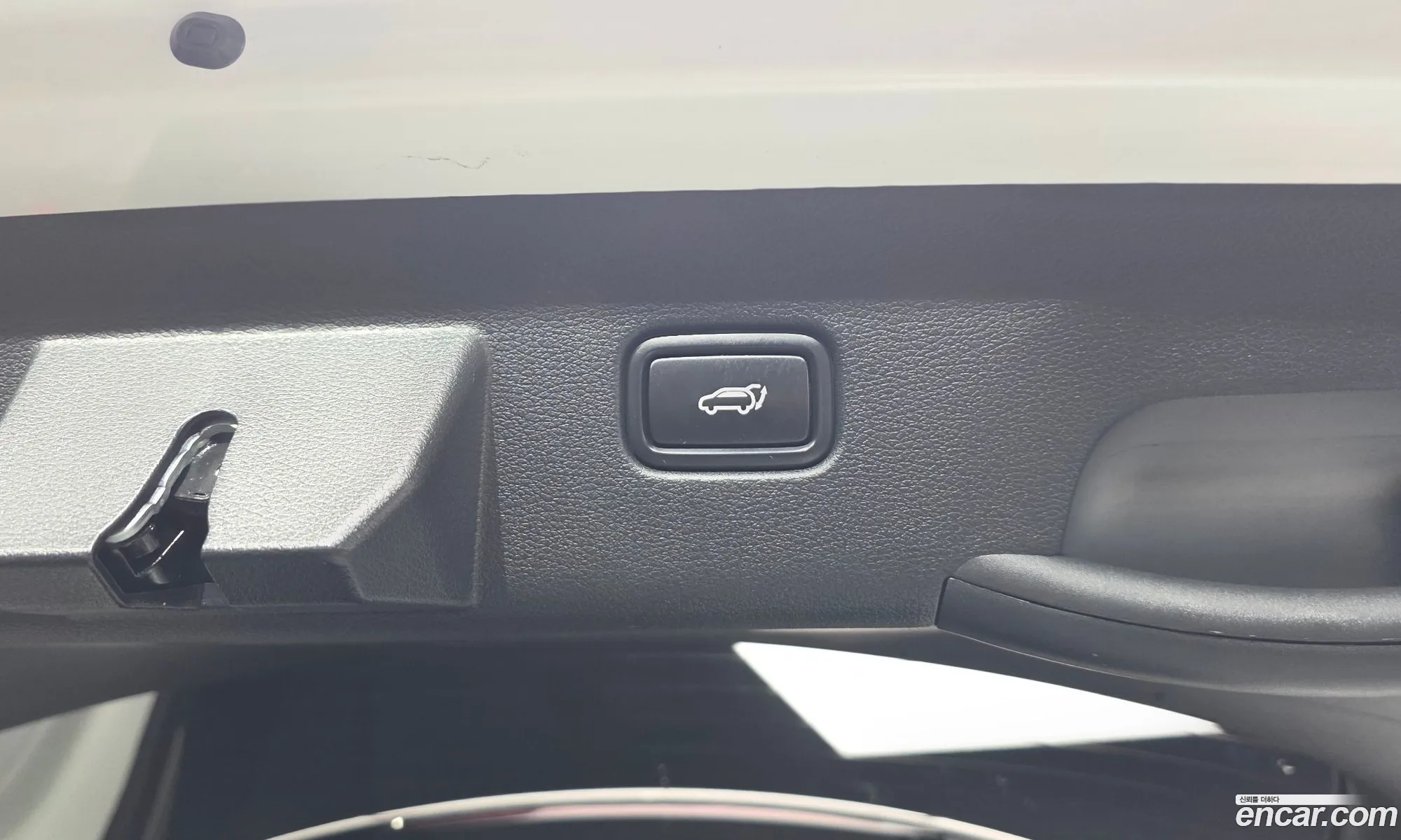 Kia Sportage Hybrid 2023 — 19