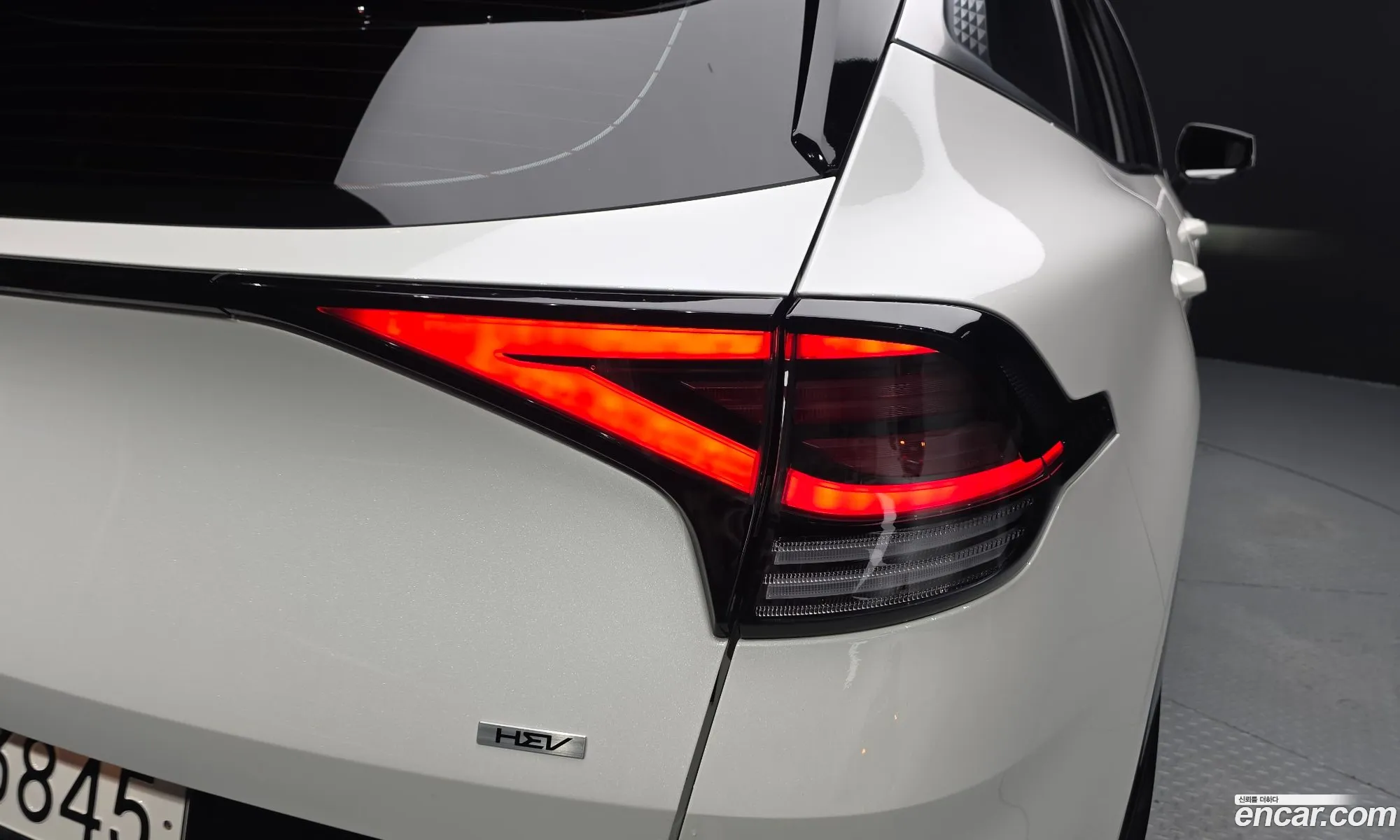 Kia Sportage Hybrid 2023 — 12
