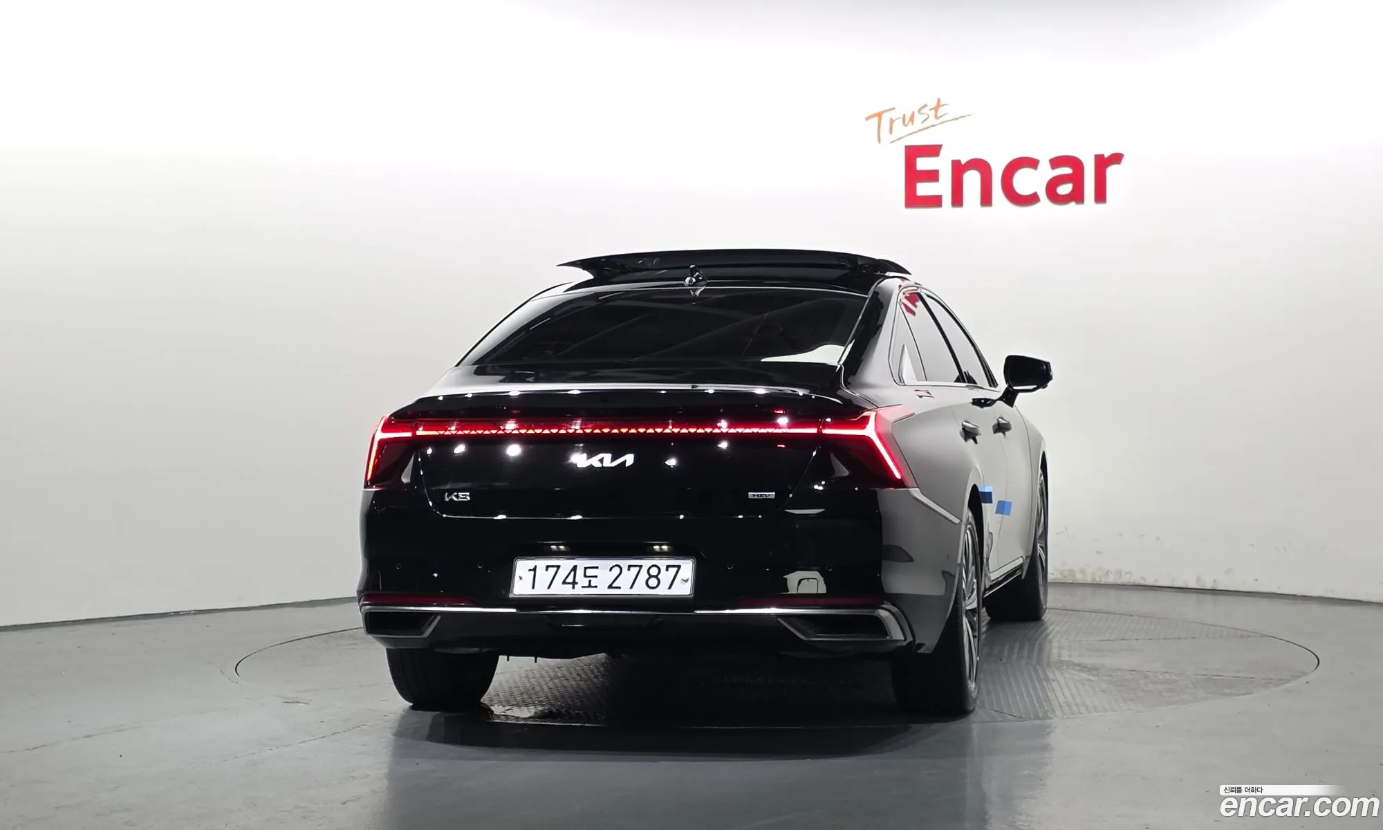 Kia K8 Hybrid 2022 — 26