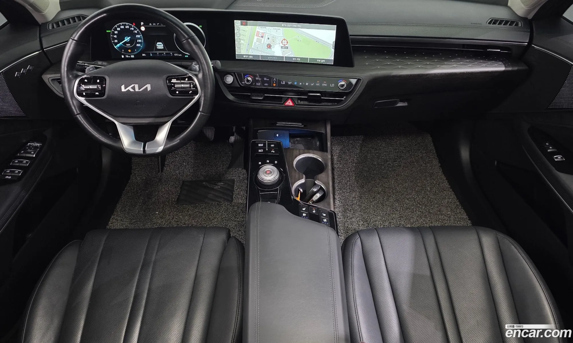 Kia K8 Hybrid 2022 — 35
