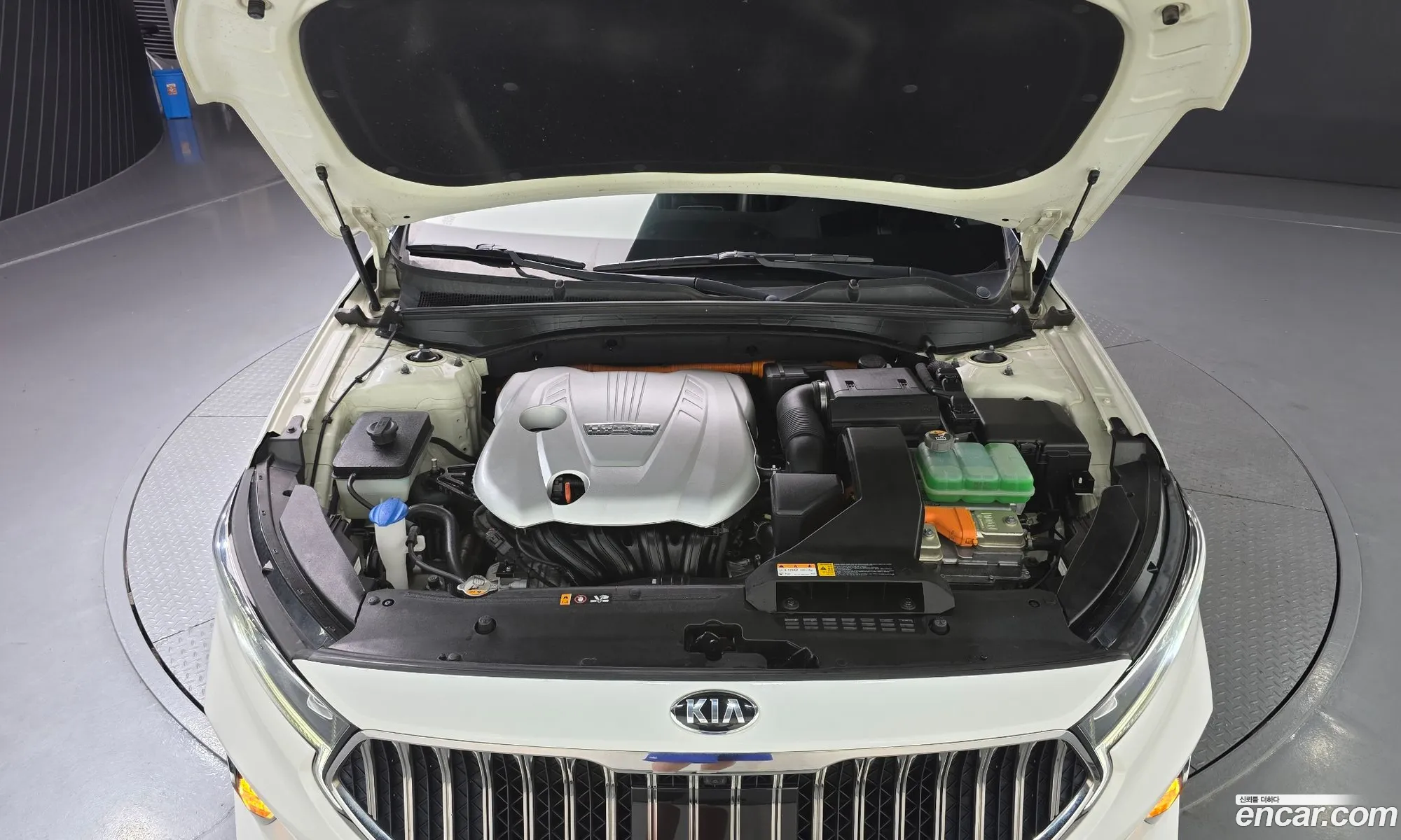 Kia K7 Premier Hybrid 2019 — 12