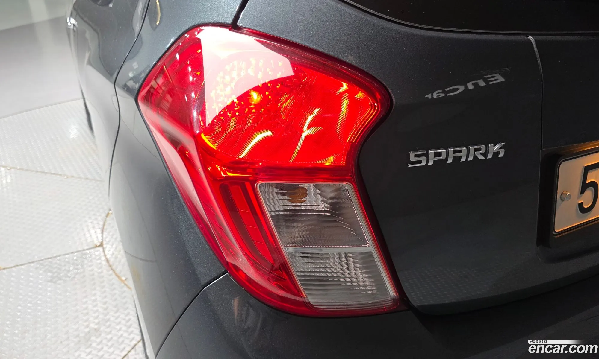 Chevrolet (GM Daewoo) Spark 2018 KLYDC487DKC734731 — 27