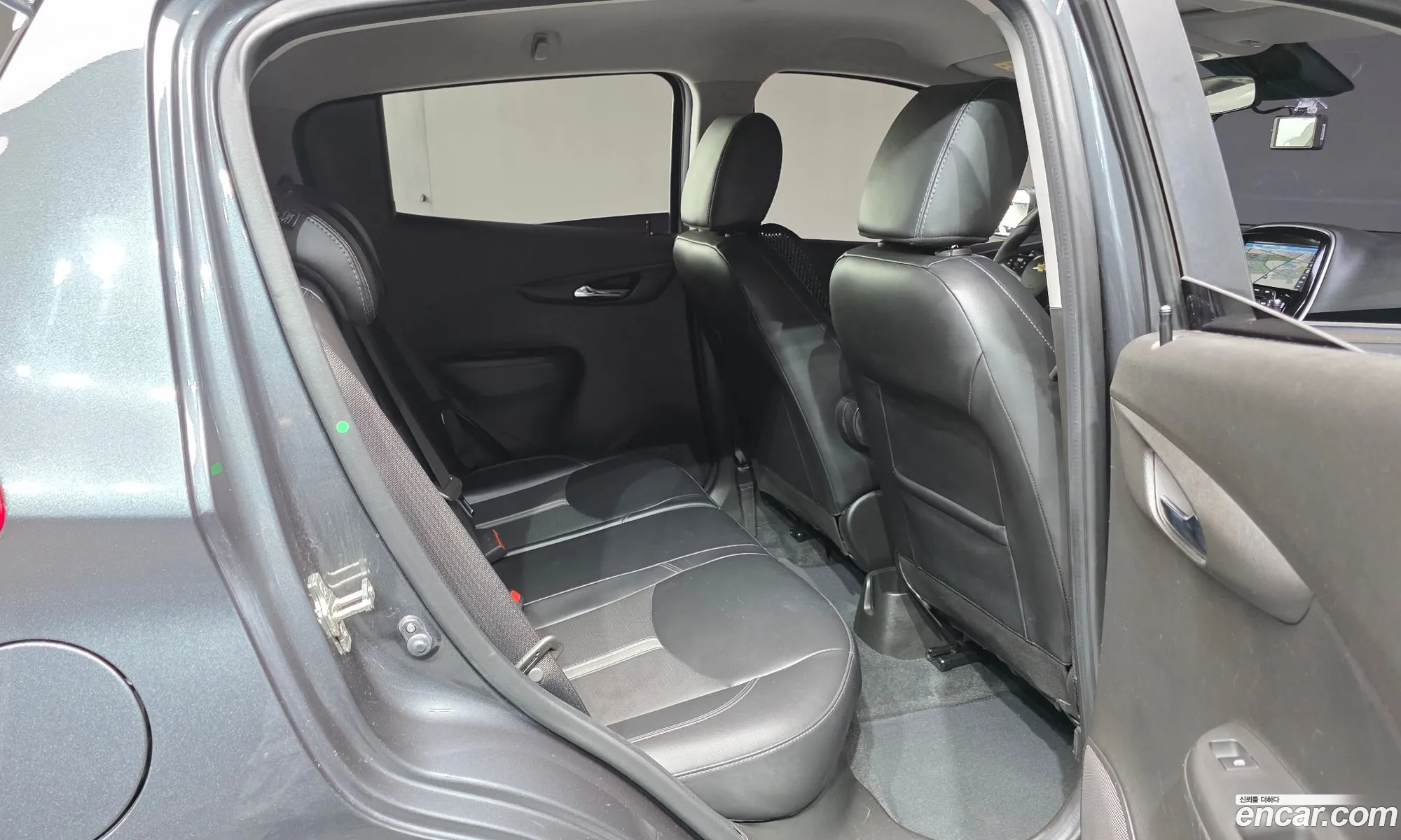 Chevrolet (GM Daewoo) Spark 2018 KLYDC487DKC734731 — 7