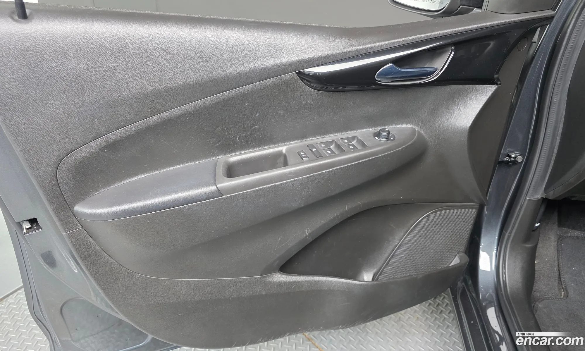 Chevrolet (GM Daewoo) Spark 2018 KLYDC487DKC734731 — 25