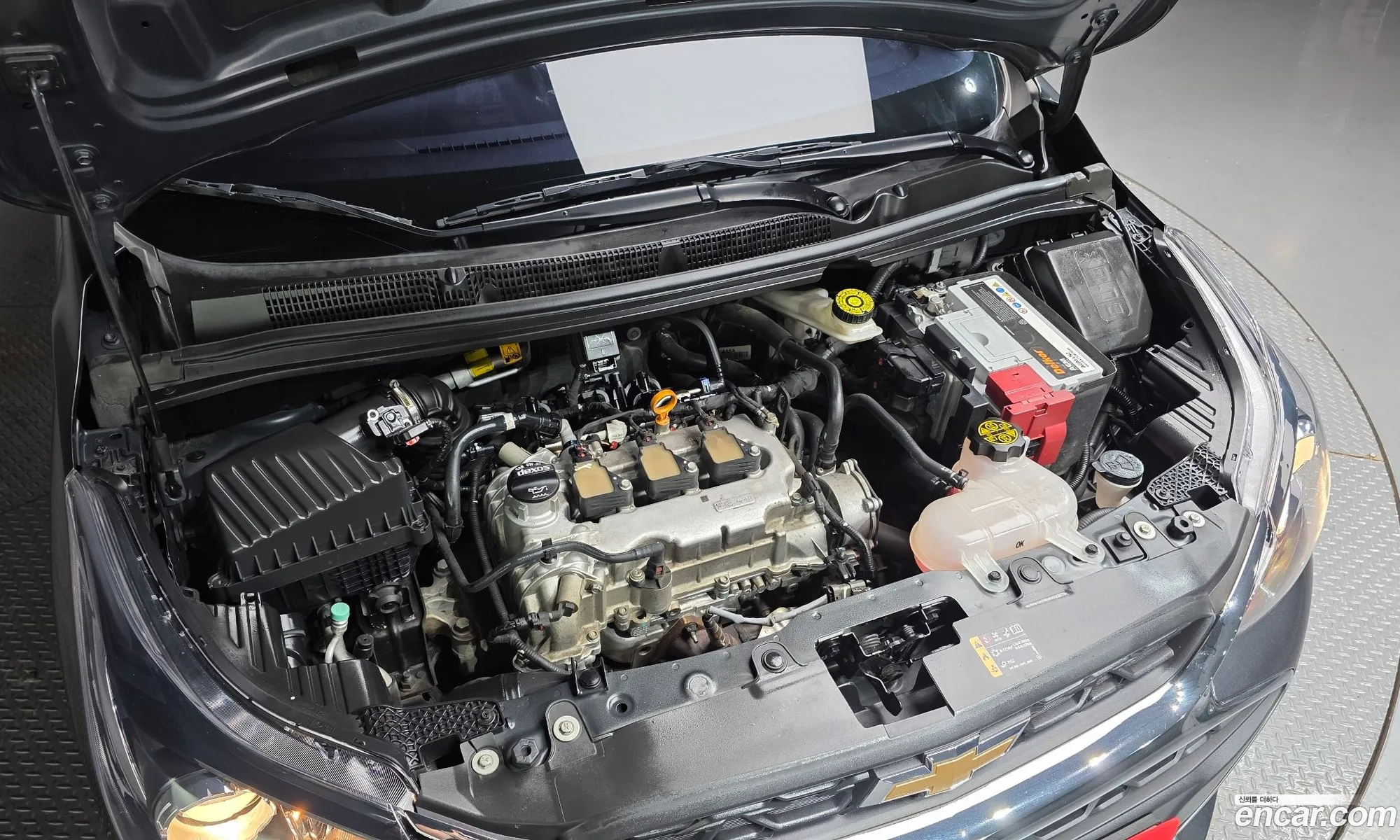 Chevrolet (GM Daewoo) Spark 2018 KLYDC487DKC734731 — 16