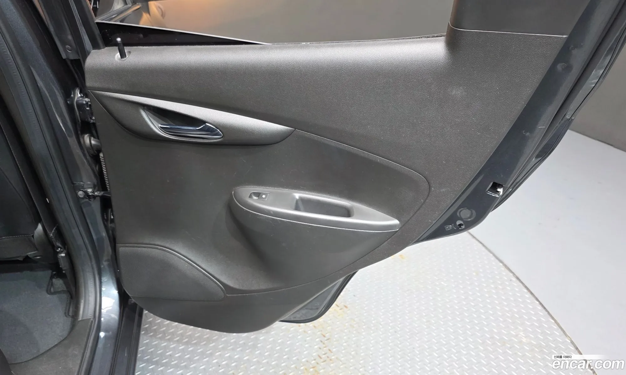 Chevrolet (GM Daewoo) Spark 2018 KLYDC487DKC734731 — 31