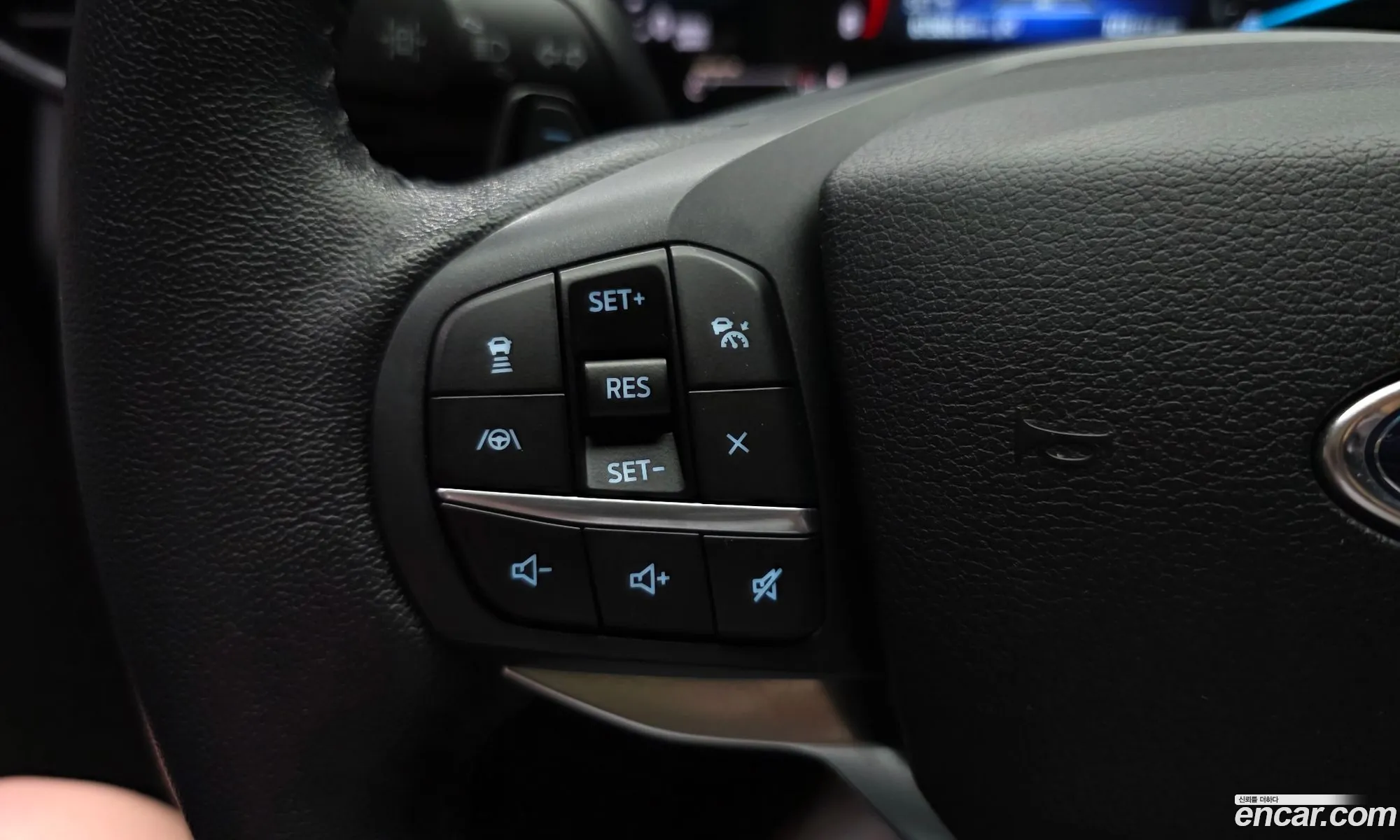 Ford Explorer 6th Gen 2020 1FMSK8FH8LGB95917 — 6