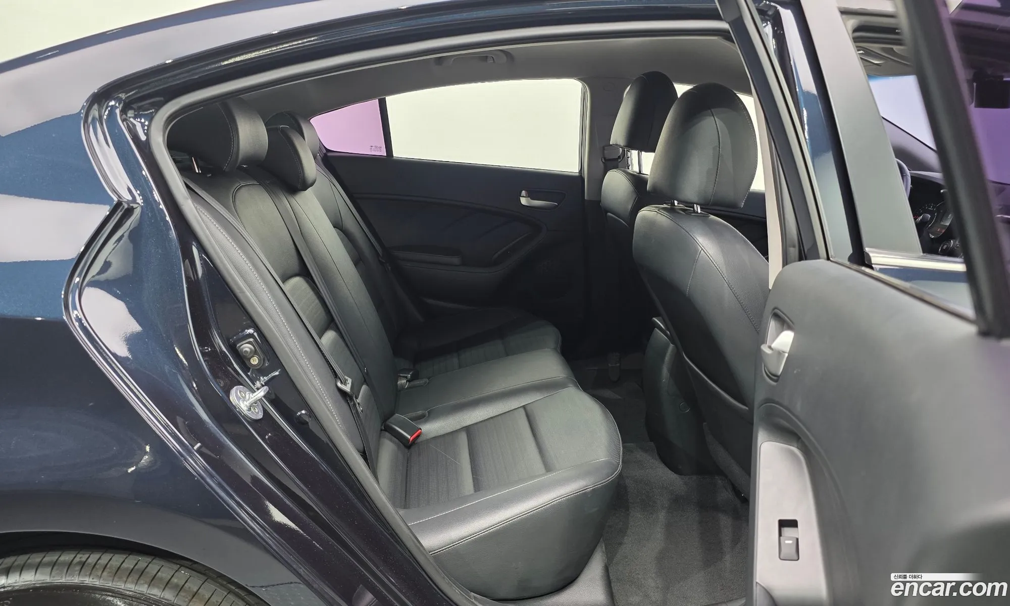 Kia K3 2015 KNAFK412BGA943376 — 20