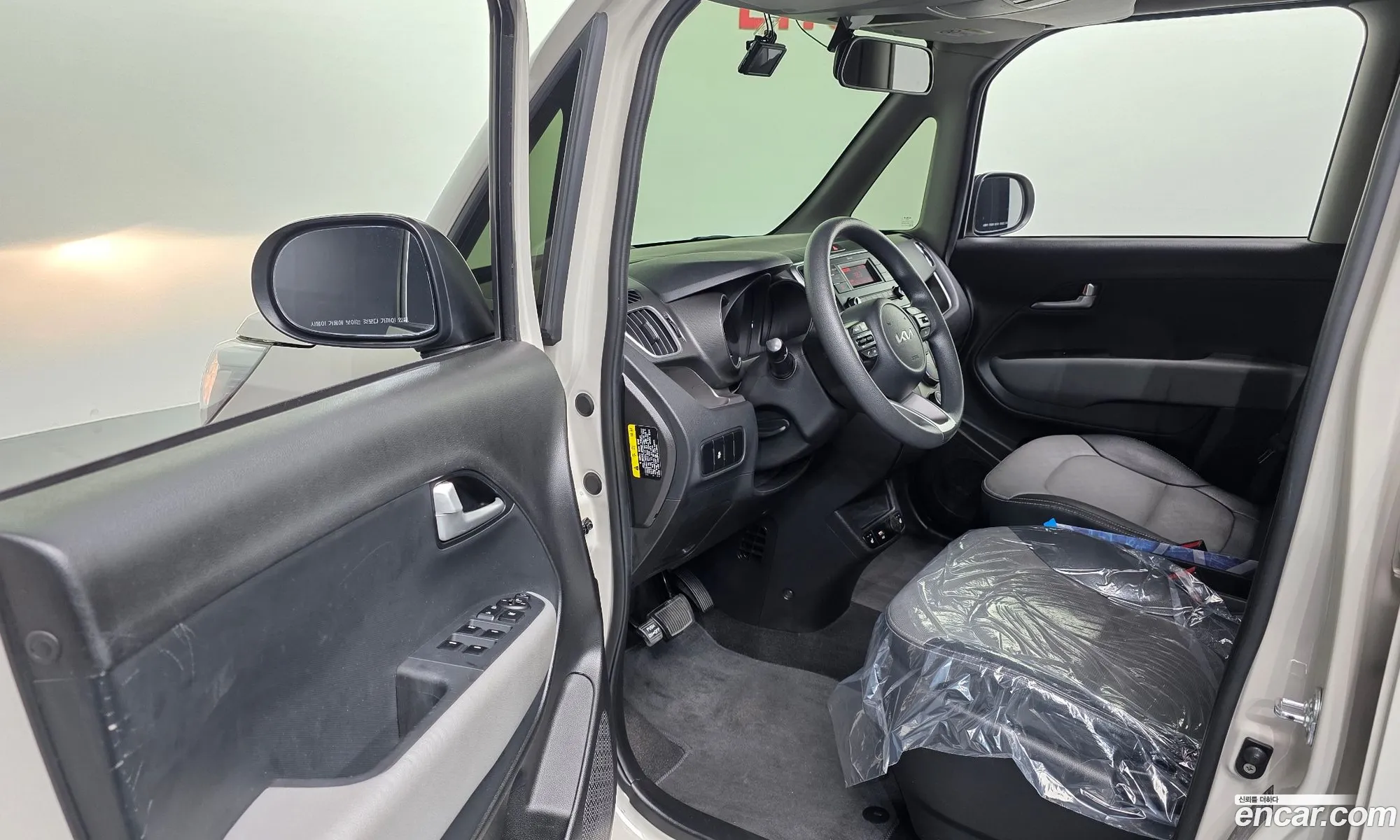 Kia Ray 2022 KNACG811BNT308440 — 12