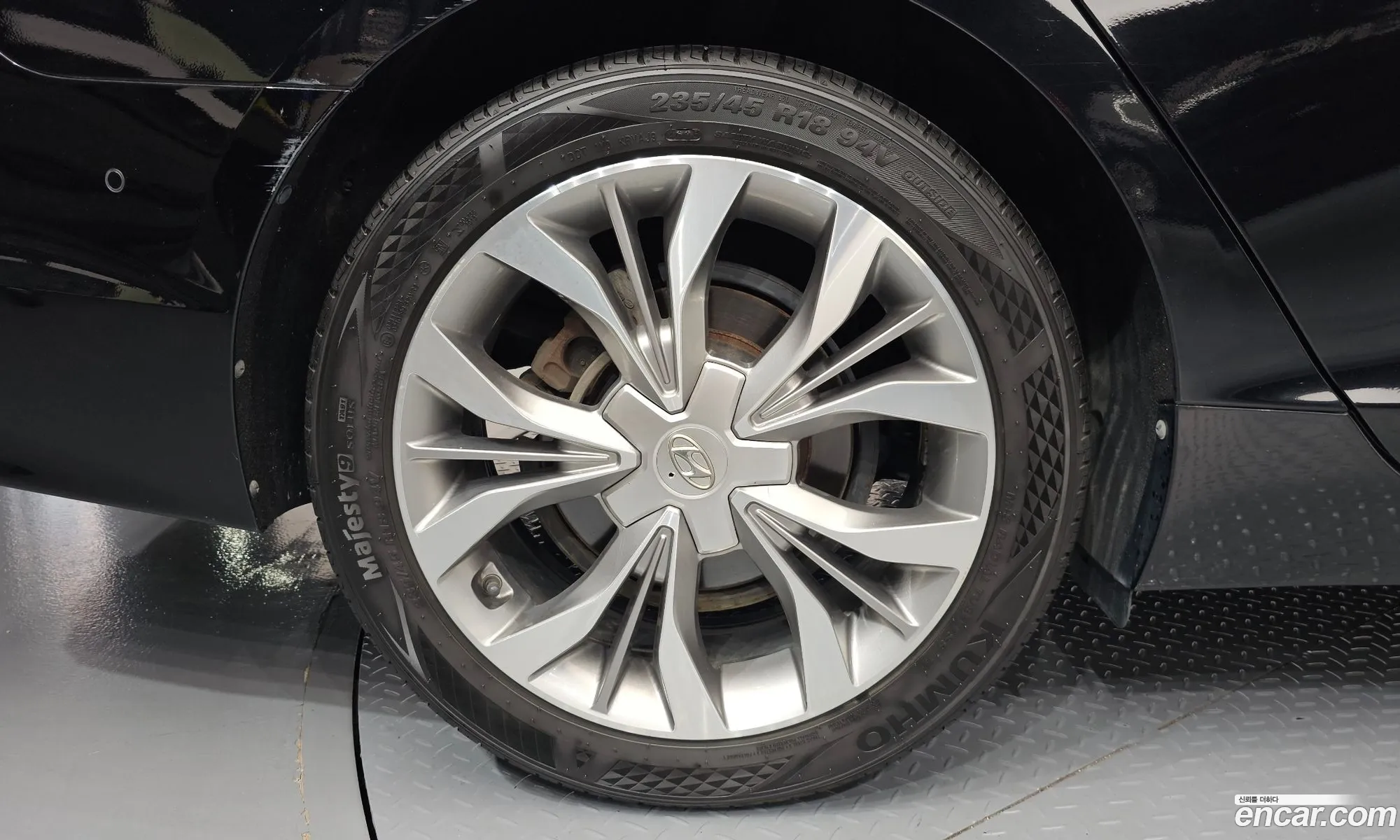 Hyundai LF Sonata 2015 KMHE341CBGA210482 — 2