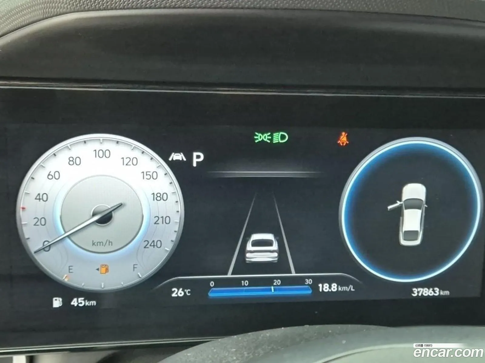 Hyundai Elantra 2020 — 12