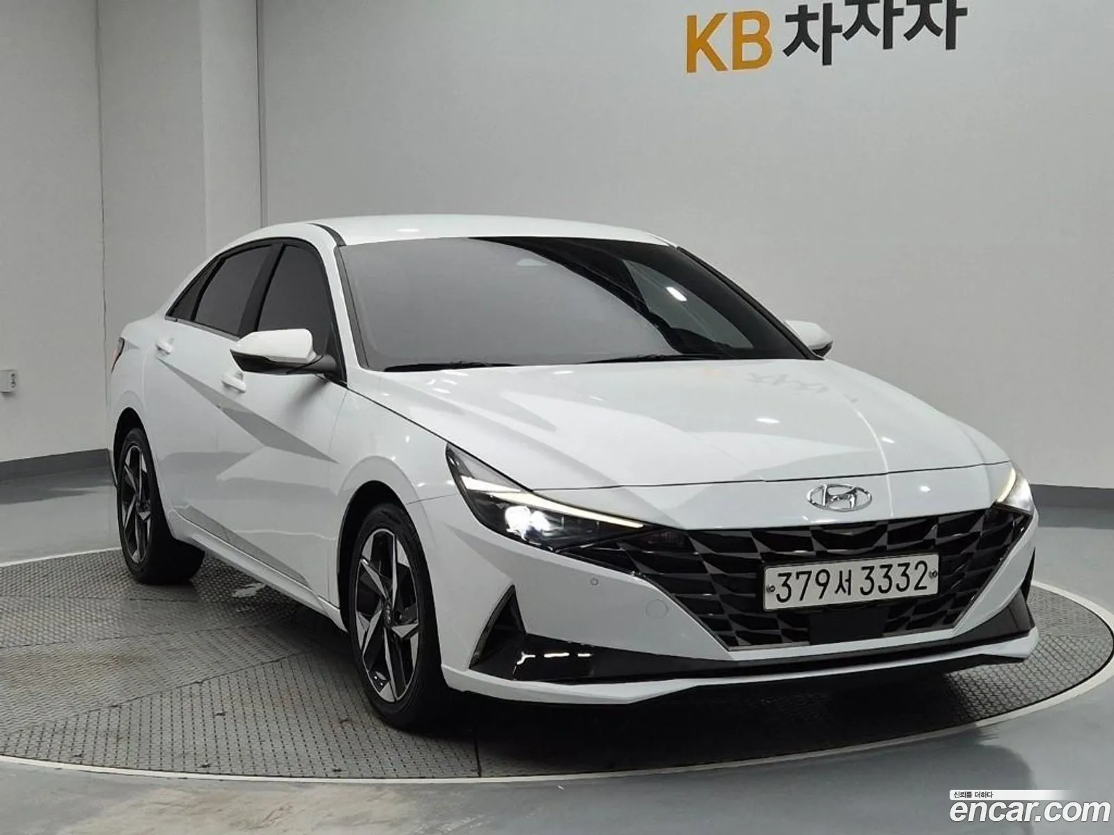 Hyundai Elantra 2020 — 3
