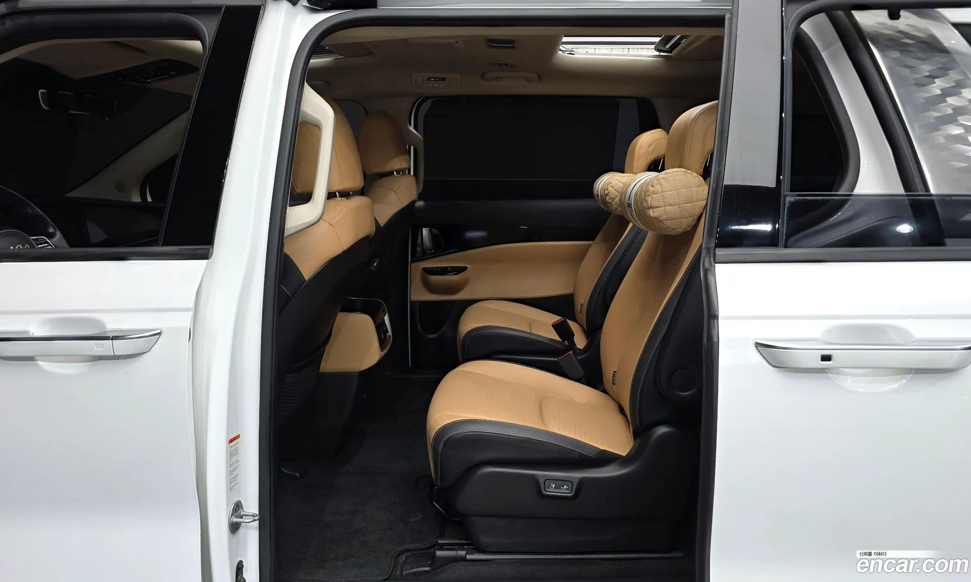 Kia Carnival 2022 KNANE81BBPS206963 — 21
