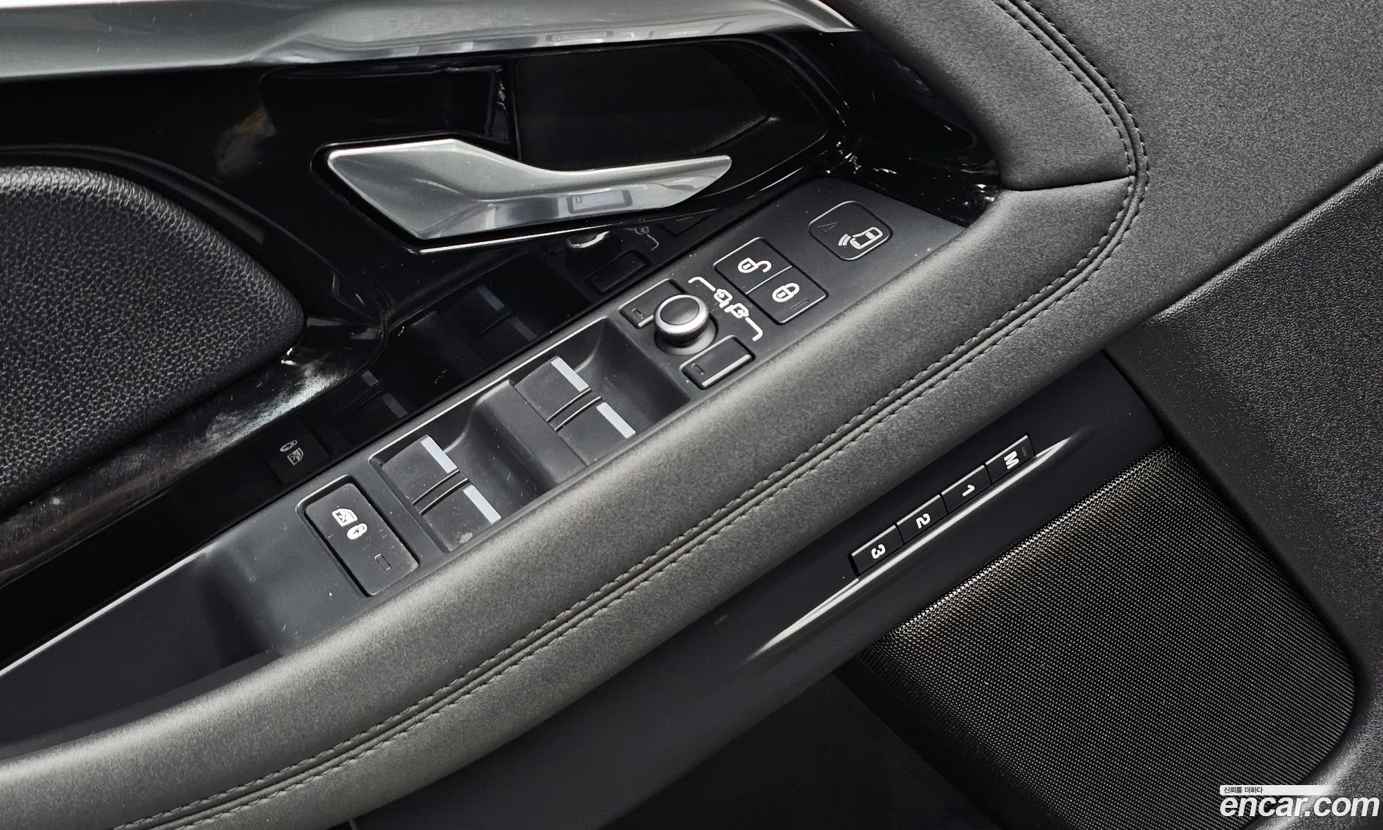 Land Rover Range Rover Evoque 2020 SALZA2BN7LH010144 — 25
