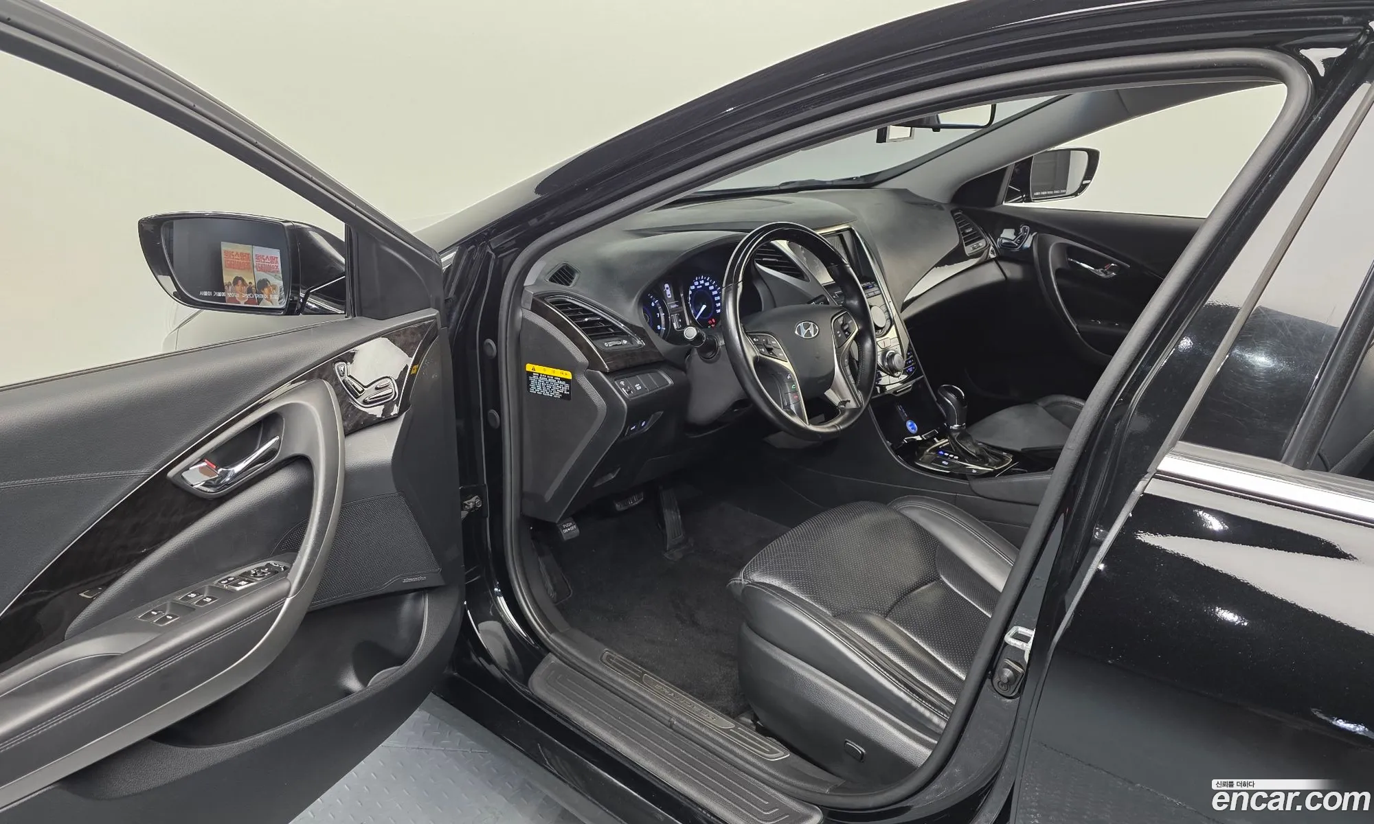 Hyundai Grandeur HG 2011 — 4