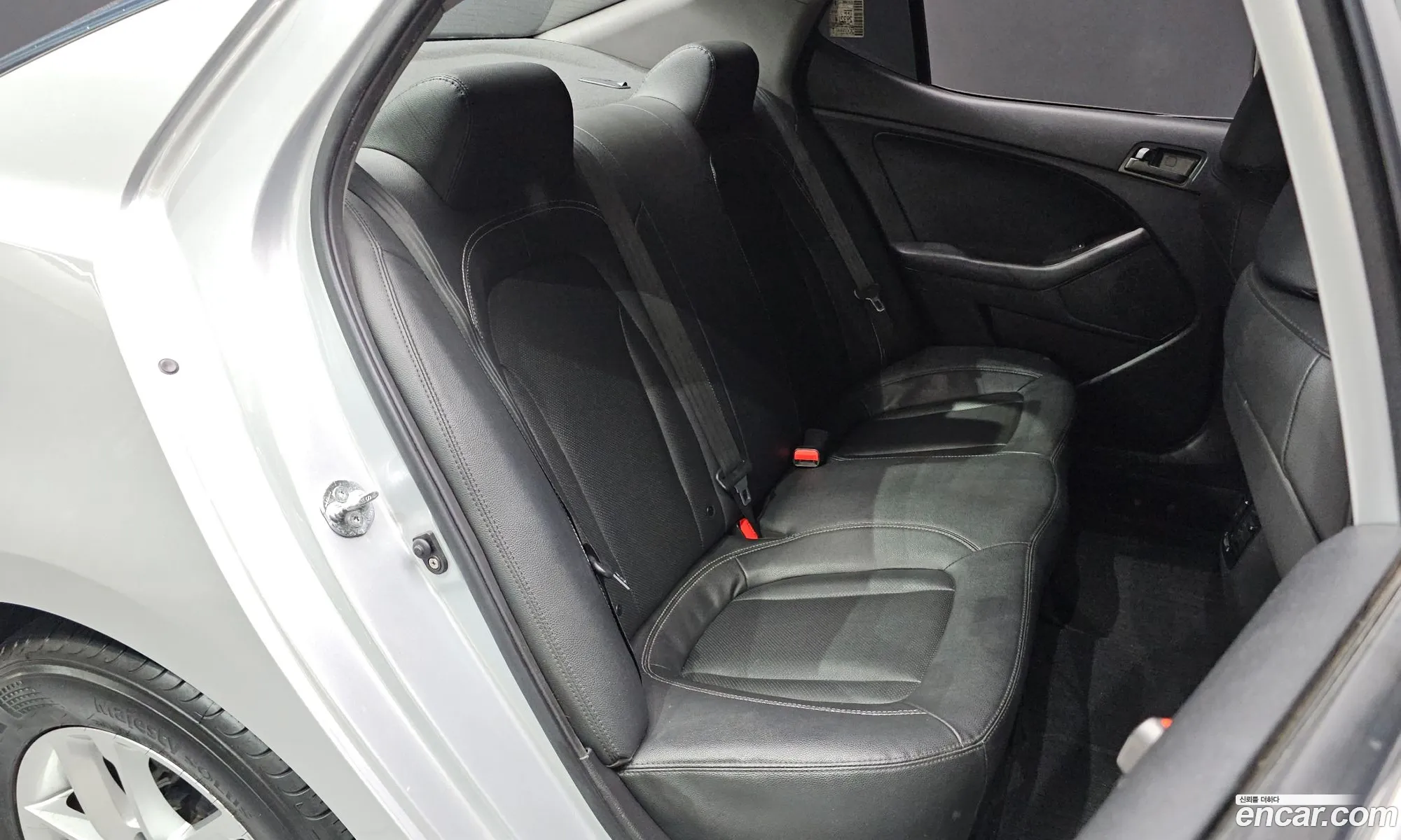 Kia K5 2012 — 13