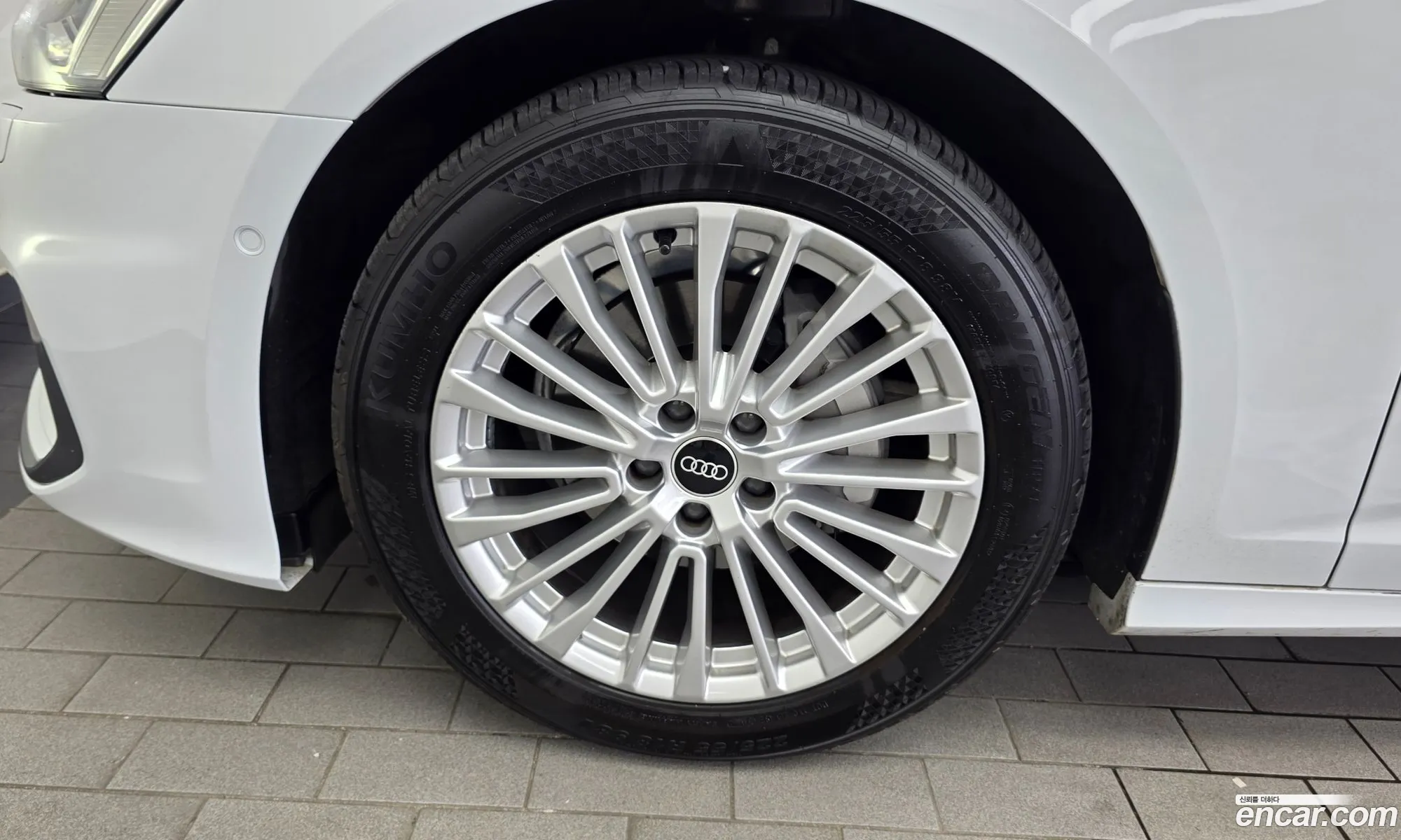 Audi A6 2021 WAUZZZF26MN017921 — 4
