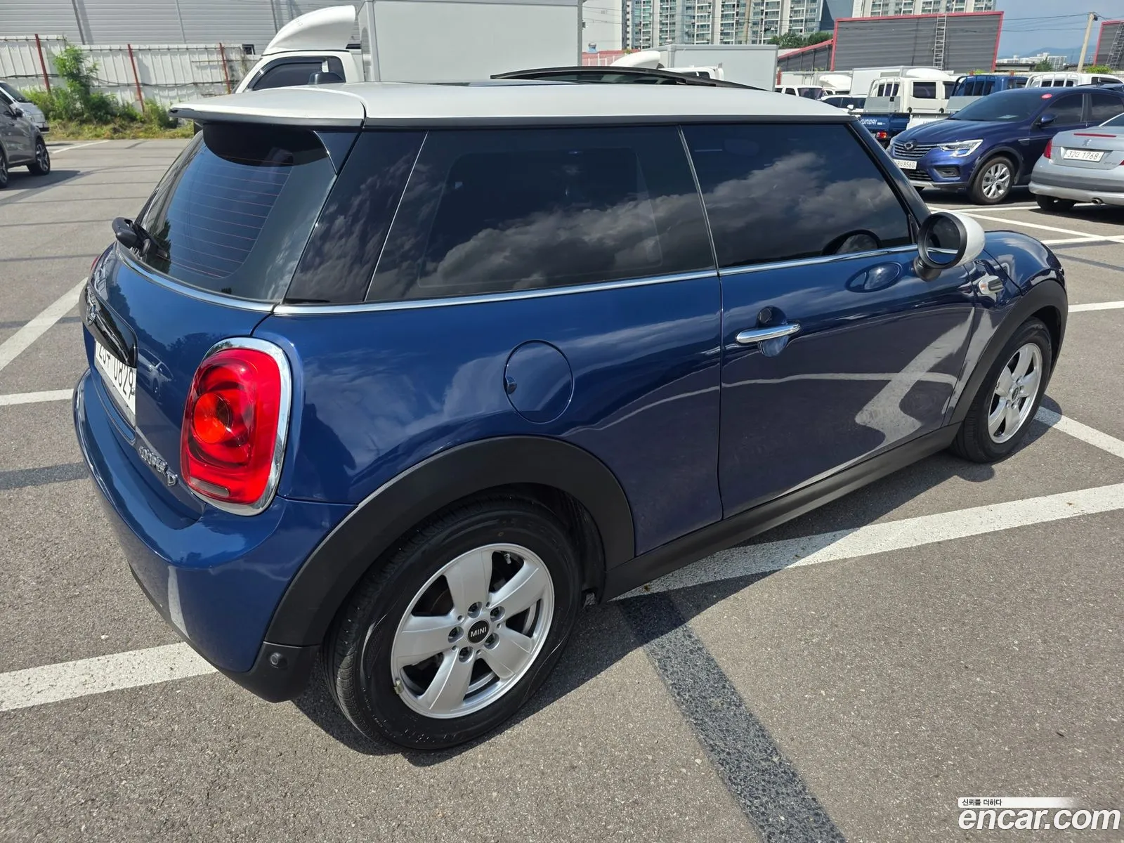 Mini Cooper D 2016 — 11