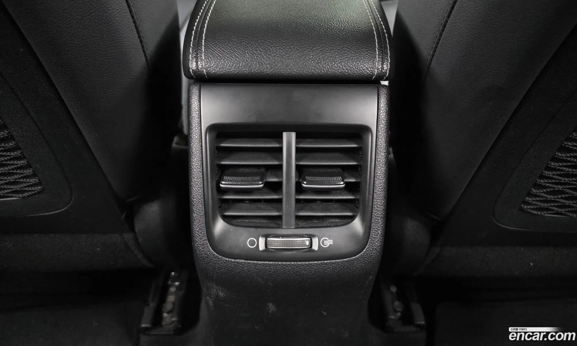 Kia Niro 2020 KNACB81CGLA416766 — 3