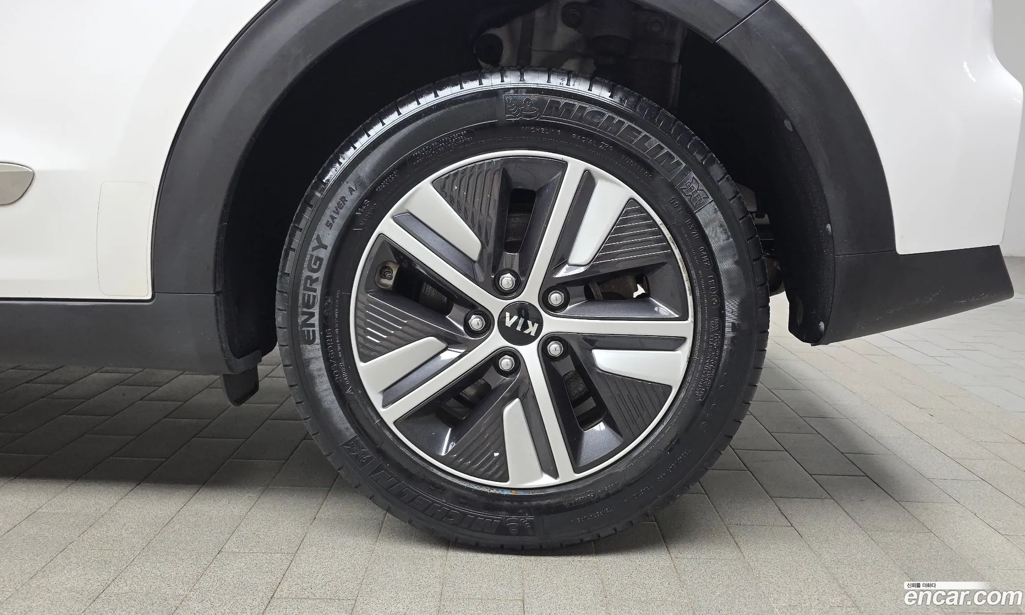 Kia Niro 2020 KNACB81CGLA416766 — 29