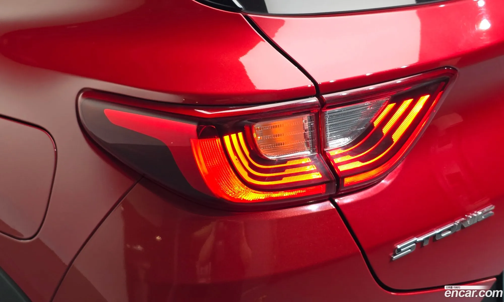 Kia Stonic 2018 KNADE815GJS209026 — 10