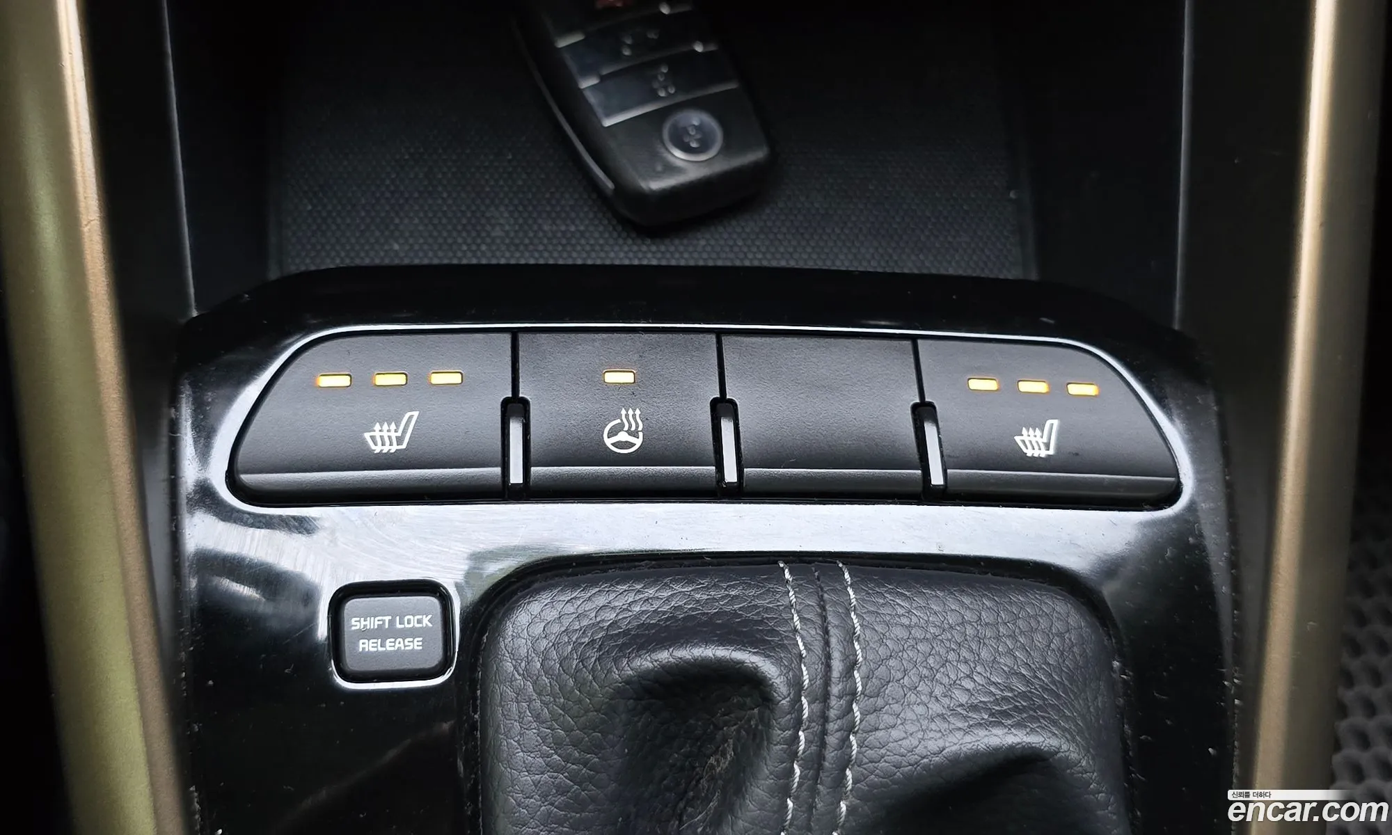 Kia Stonic 2018 KNADE815GJS209026 — 27