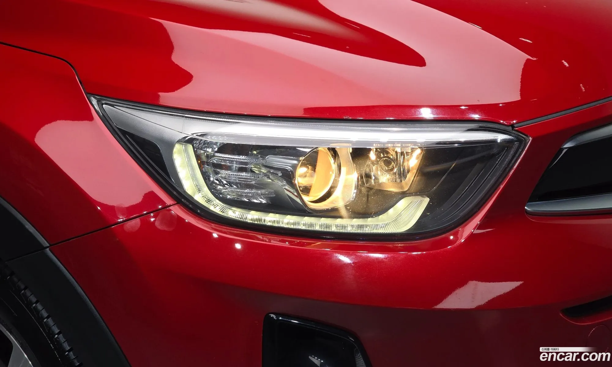 Kia Stonic 2018 KNADE815GJS209026 — 6