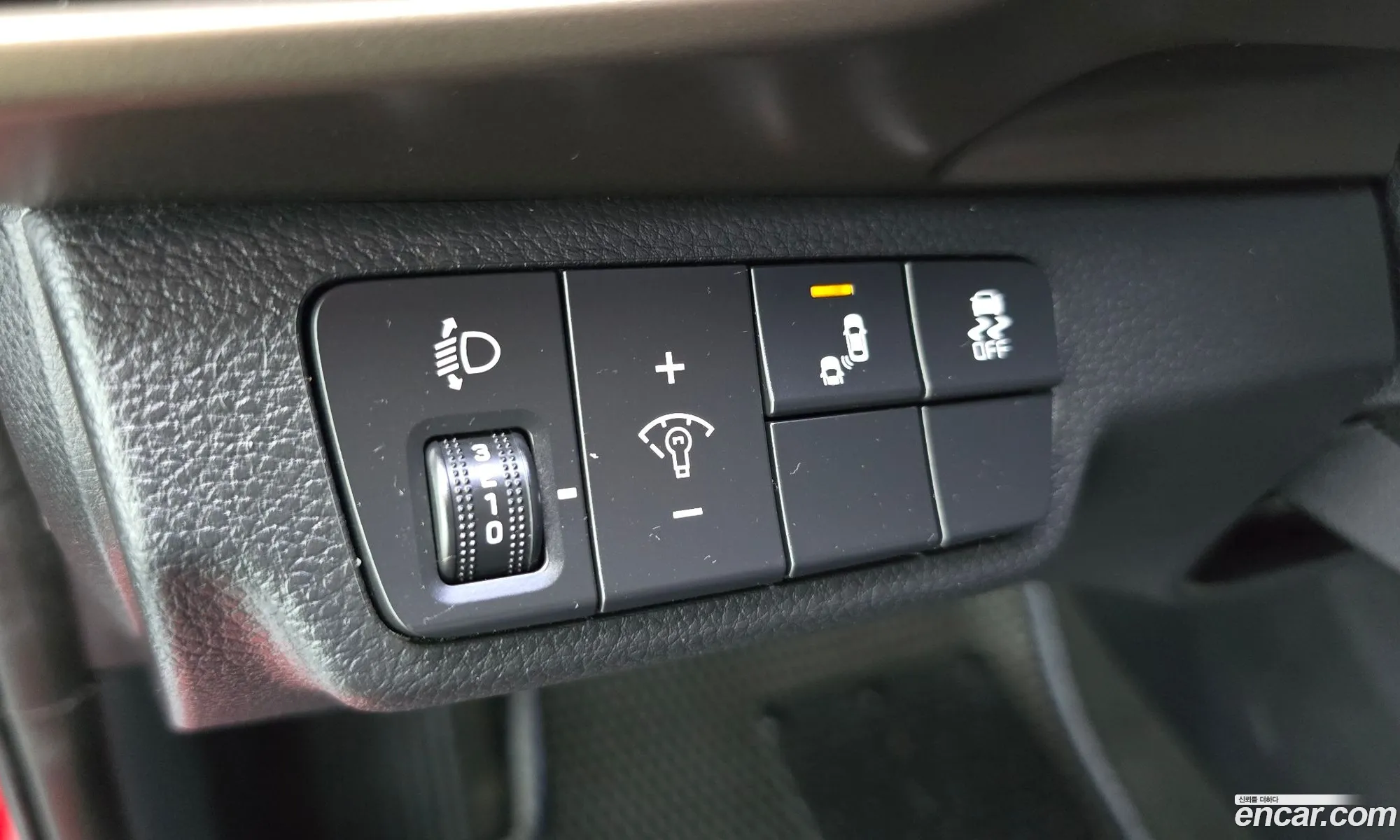 Kia Stonic 2018 KNADE815GJS209026 — 11