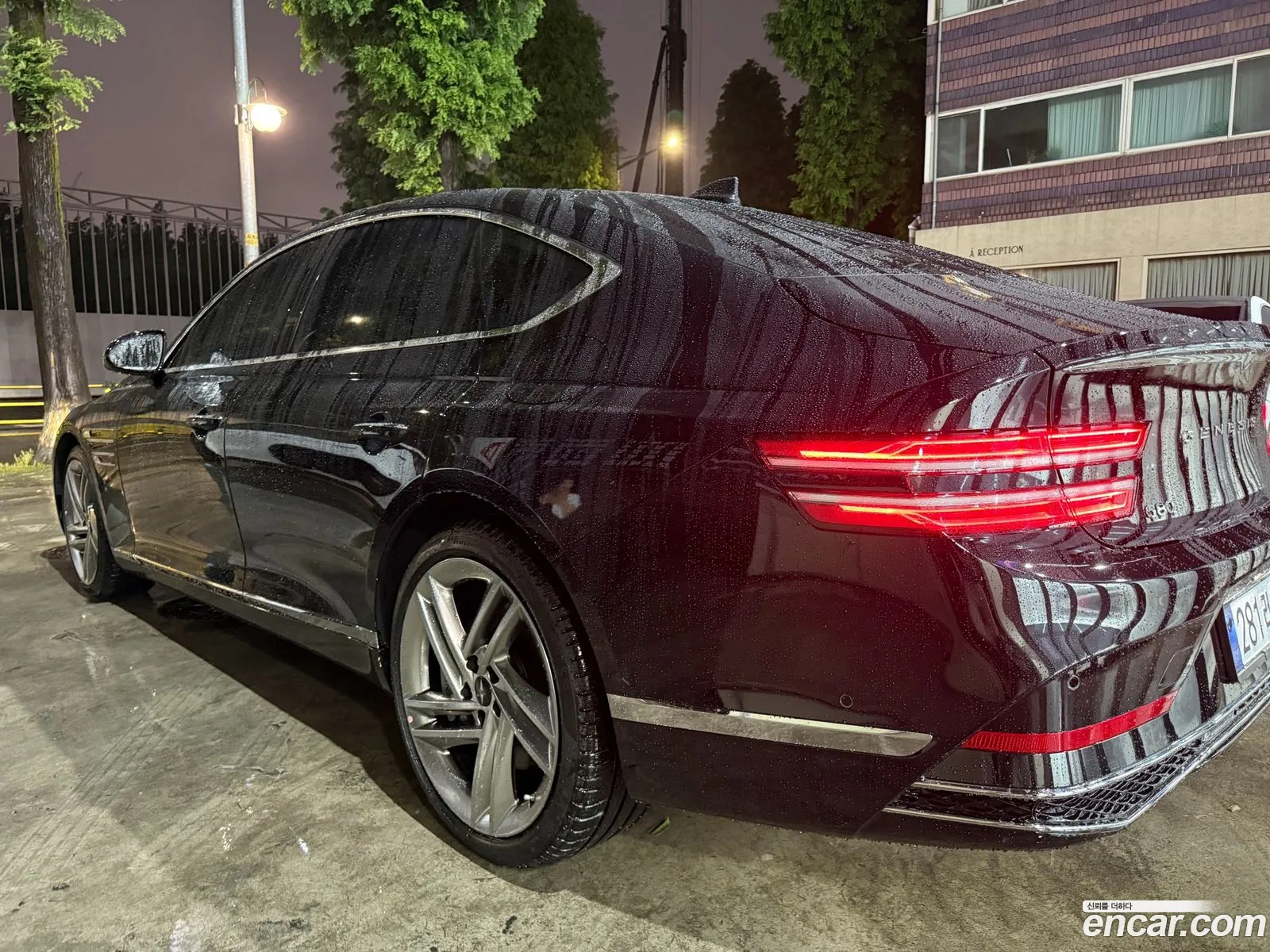 Genesis G80 2025 — 12