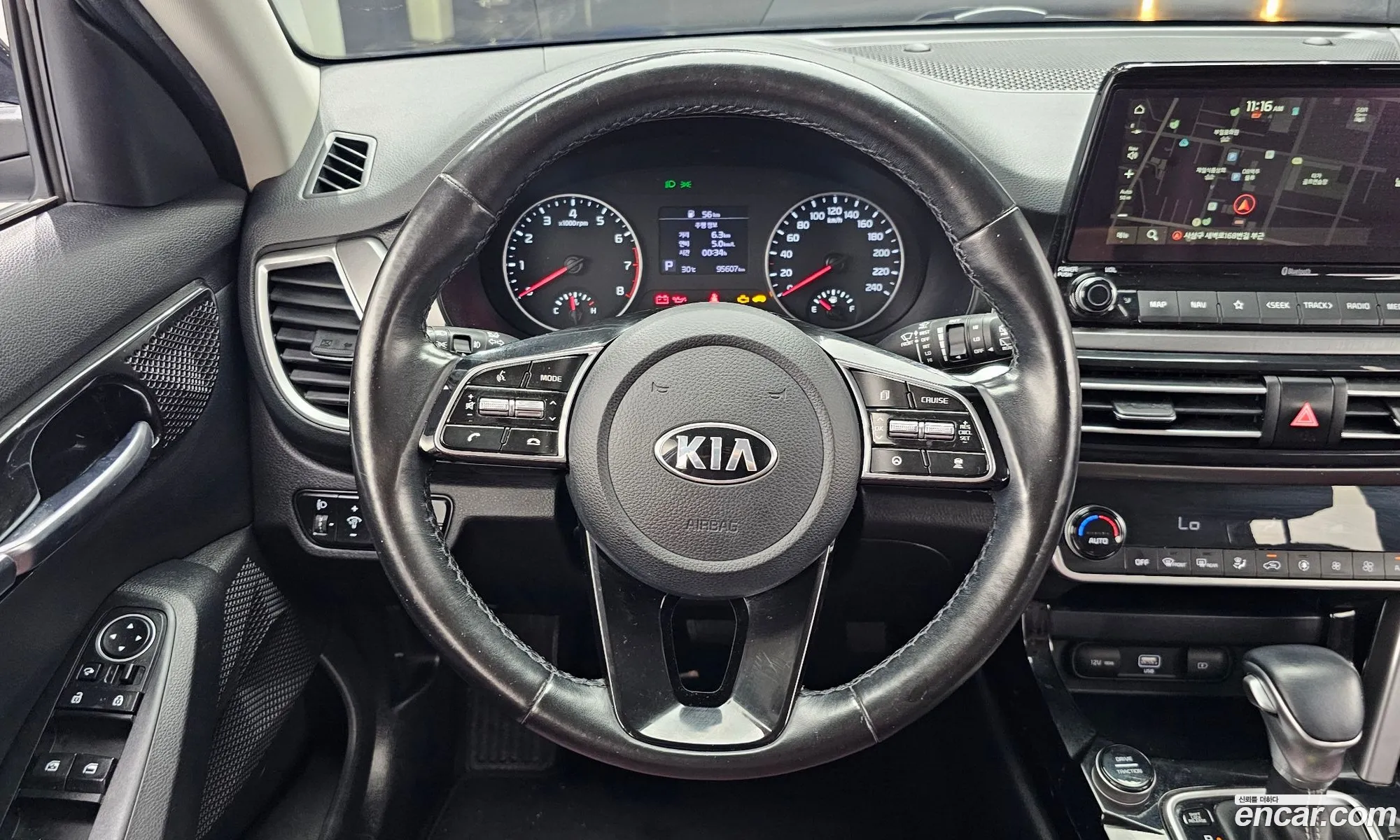 Kia Seltos 2020 KNAET812GLK045161 — 4