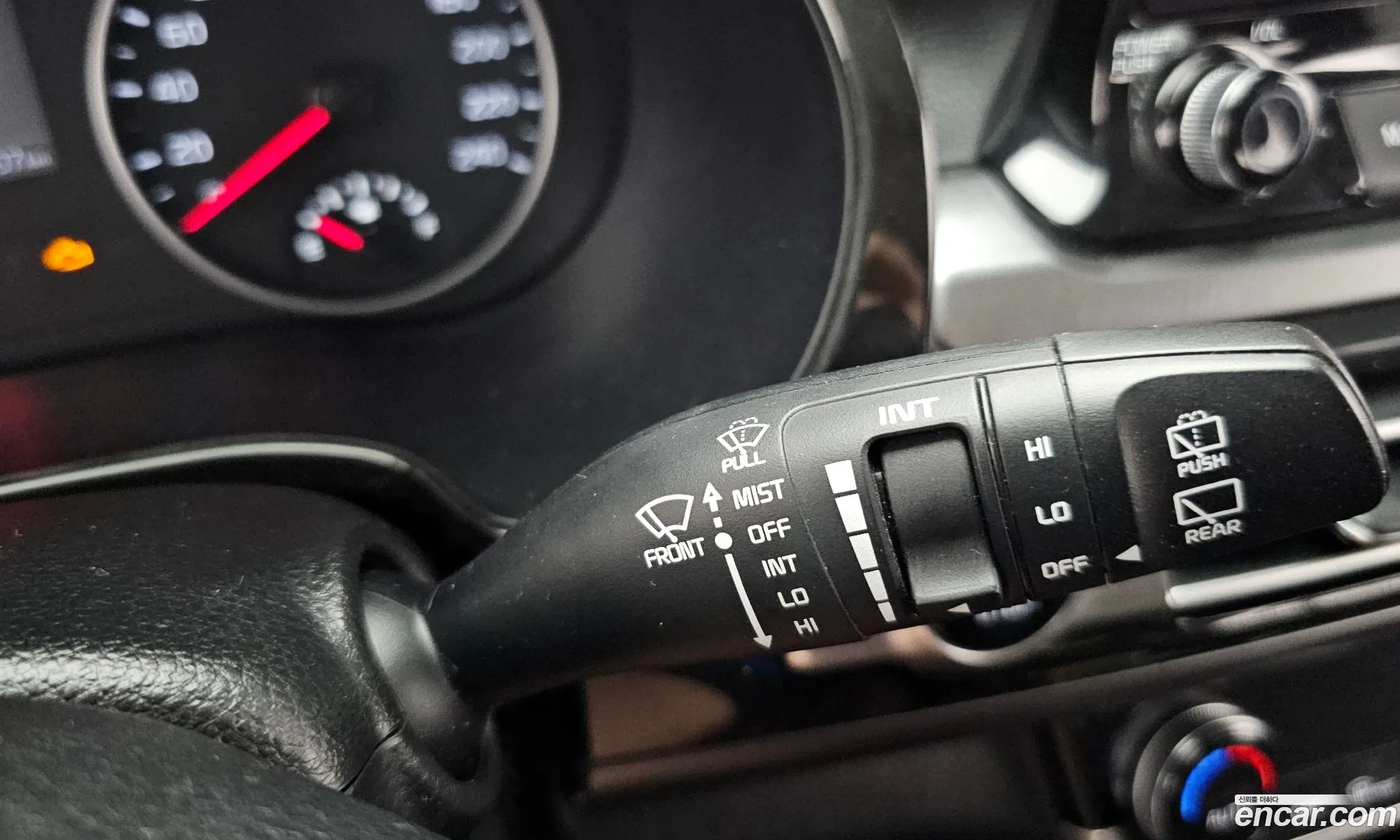 Kia Seltos 2020 KNAET812GLK045161 — 14