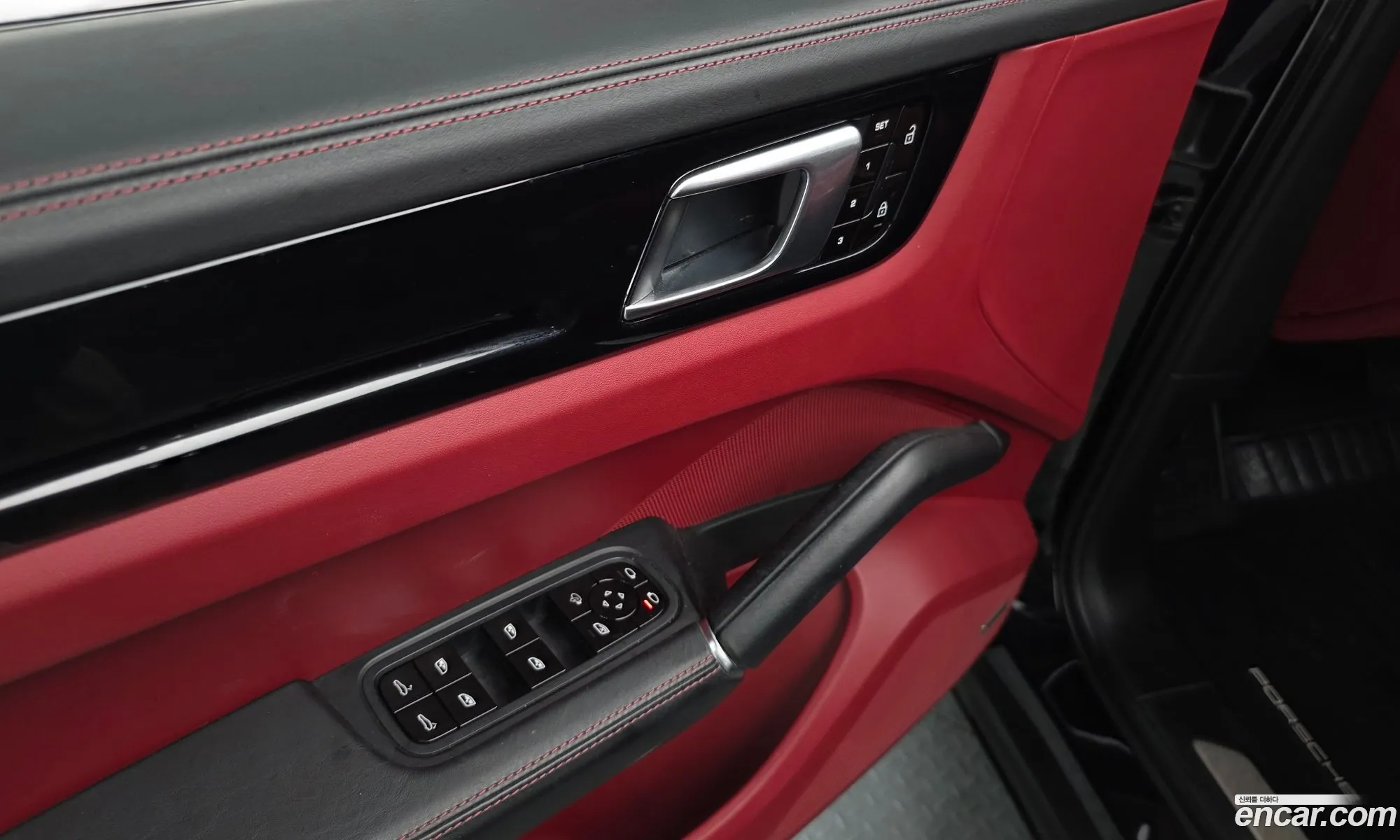 Porsche Cayenne 2020 WP1AA29Y3MDA00738 — 12