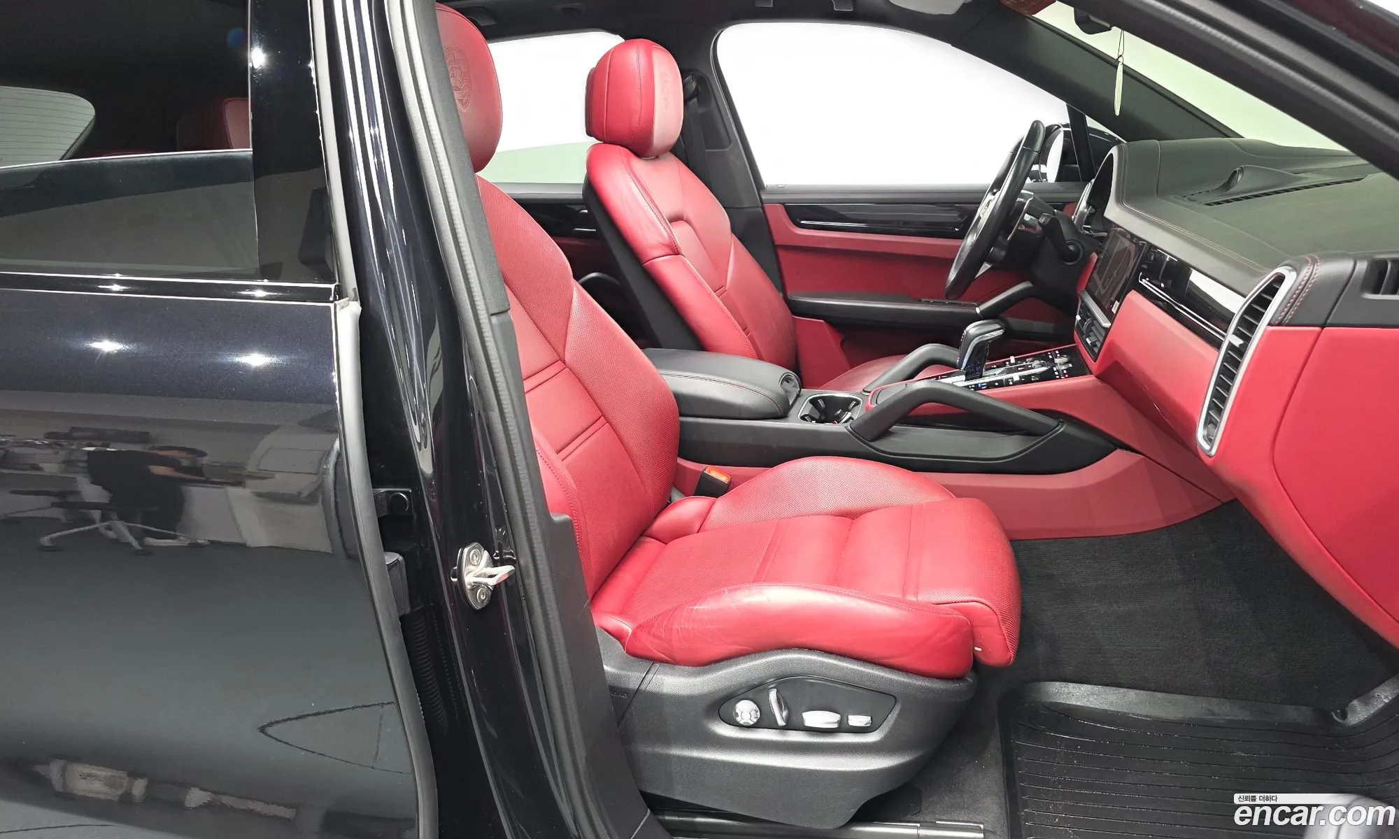Porsche Cayenne 2020 WP1AA29Y3MDA00738 — 35