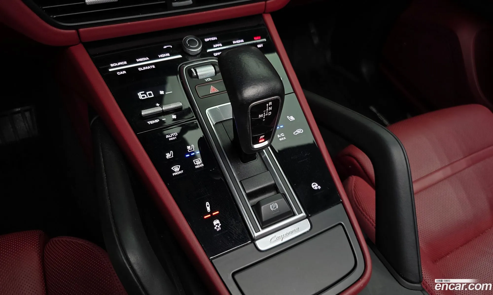 Porsche Cayenne 2020 WP1AA29Y3MDA00738 — 14