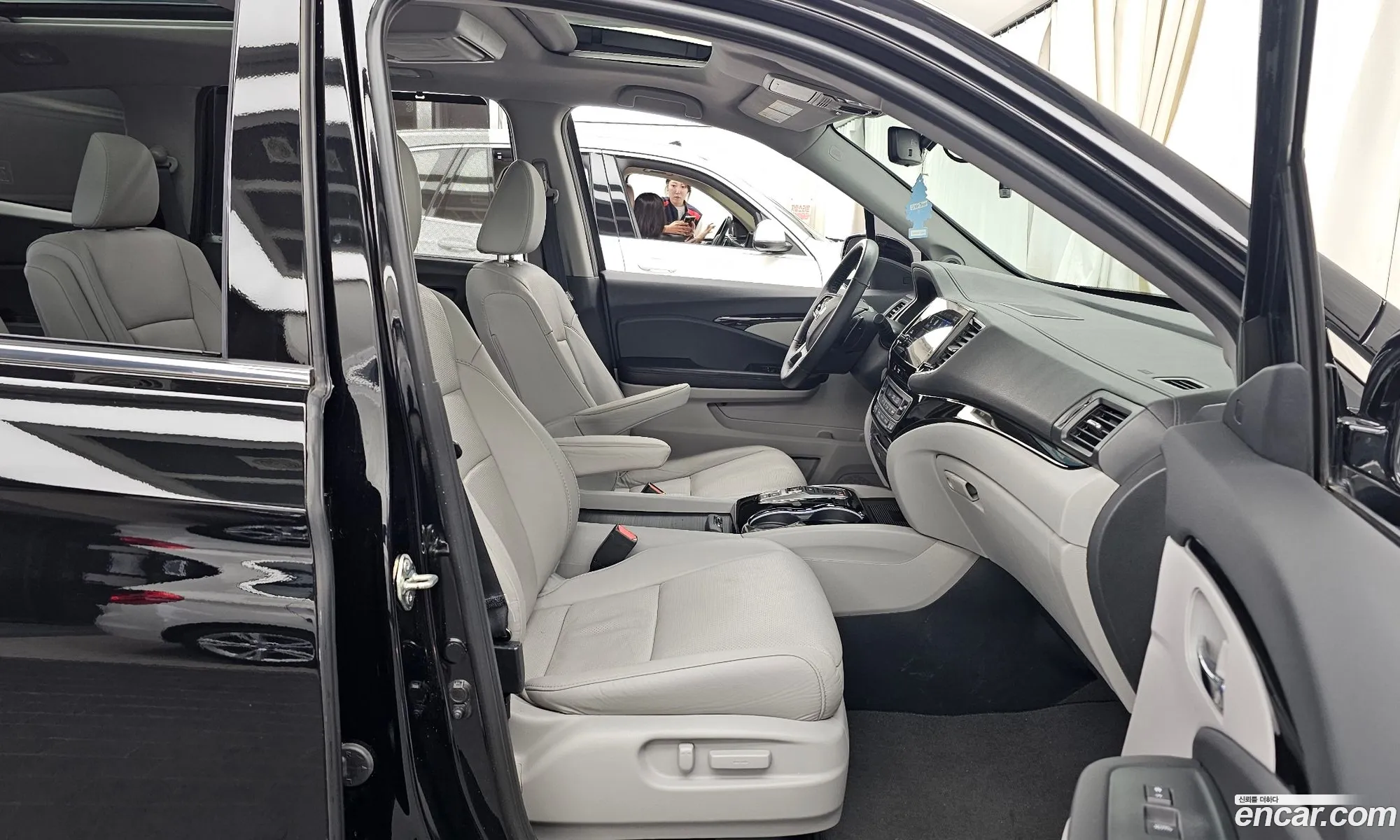 Honda Pilot 2021 5FNYF6800MB200004 — 12