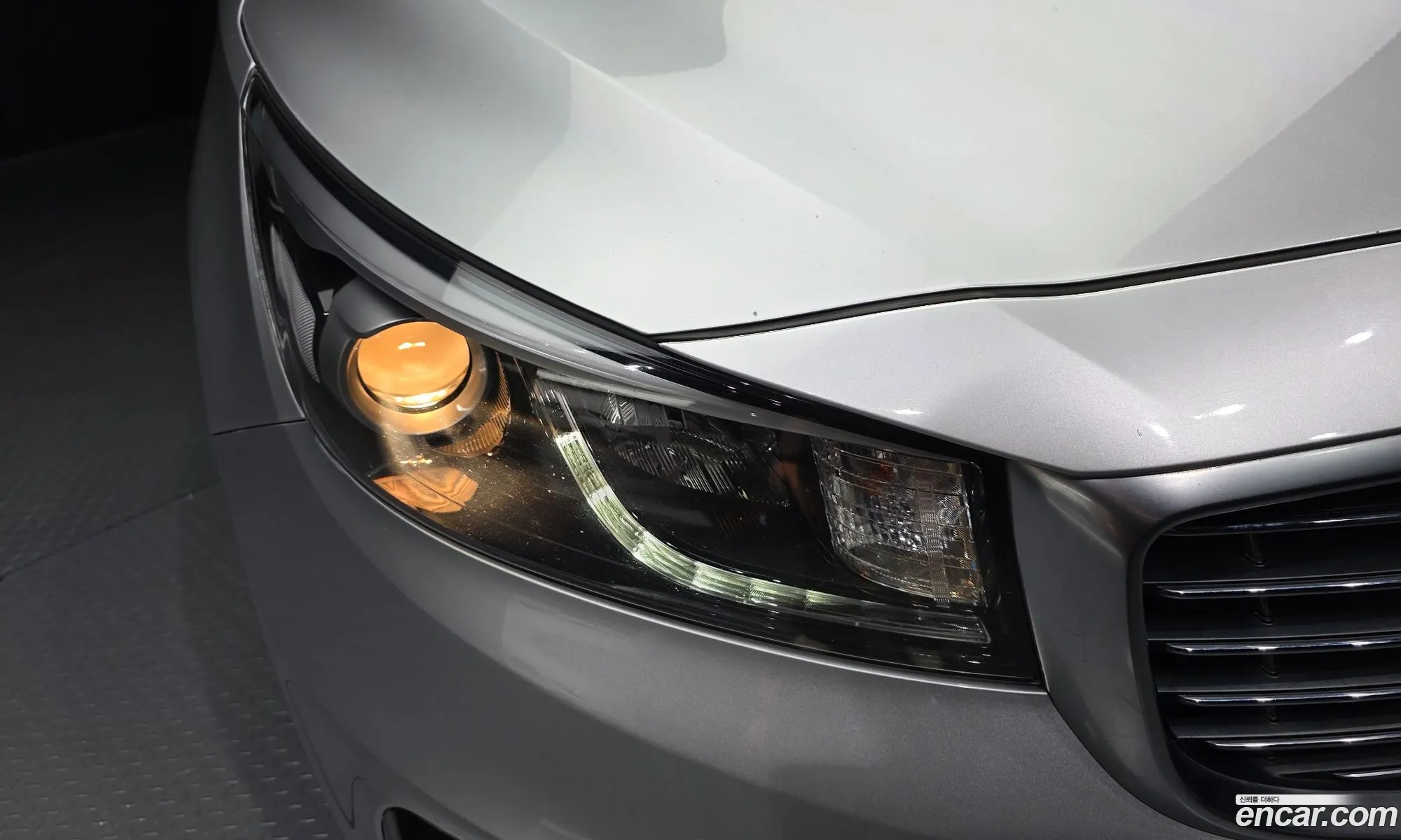 Kia Carnival 2016 KNAMB81ABHS280036 — 2