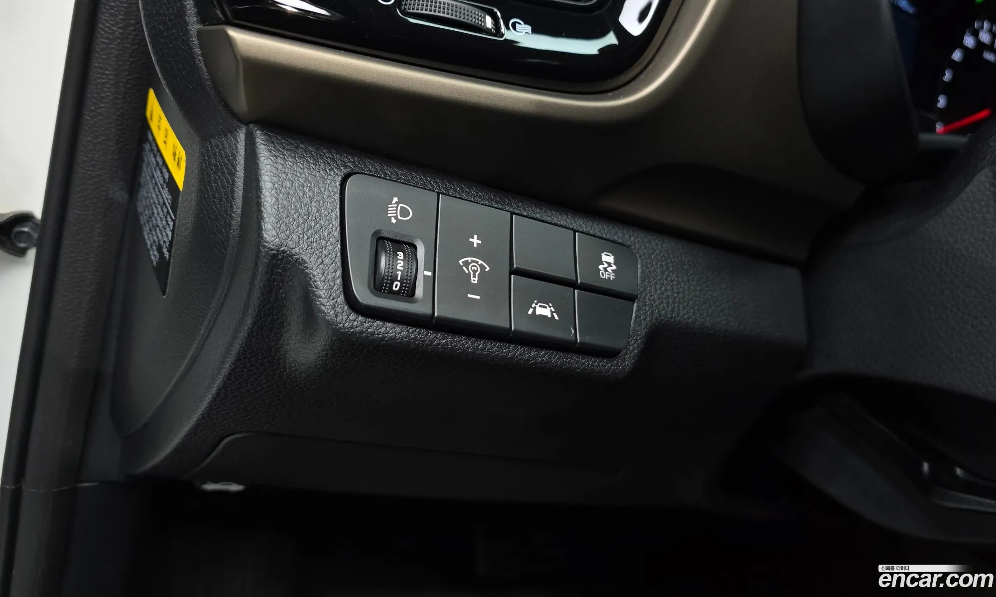 Kia Stonic 2017 KNADC815GJS104320 — 5