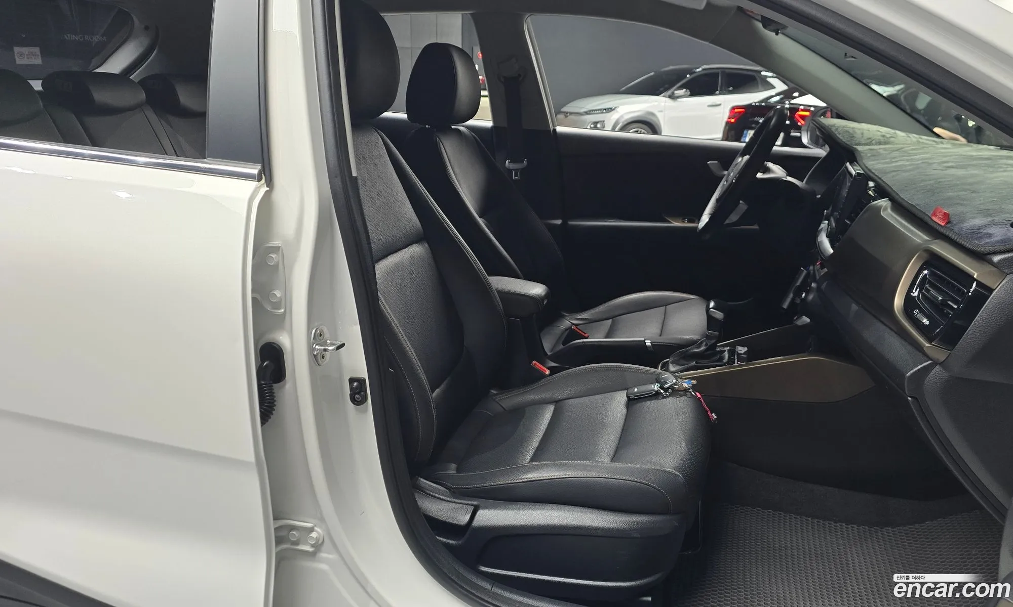 Kia Stonic 2017 KNADC815GJS104320 — 20