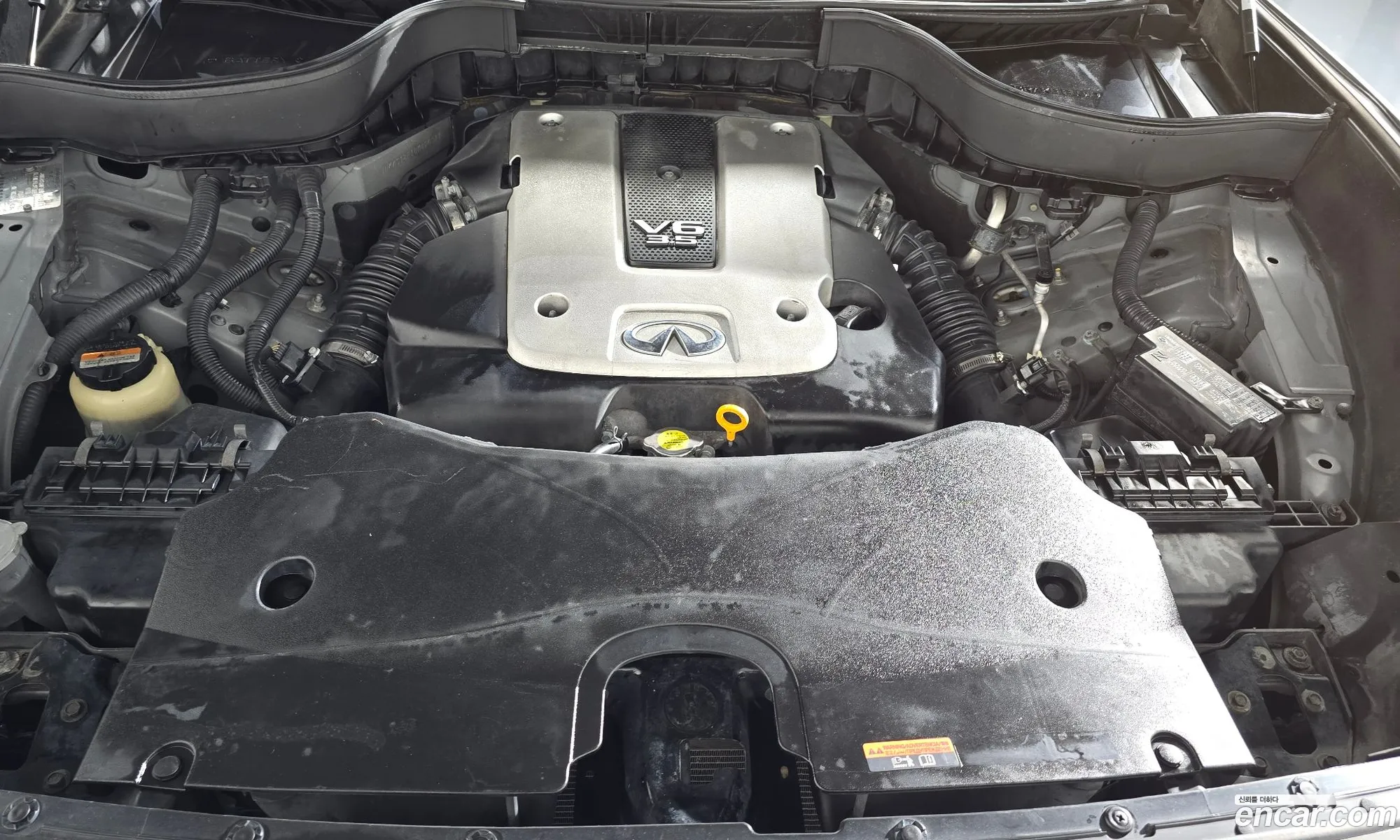 Infiniti FX35