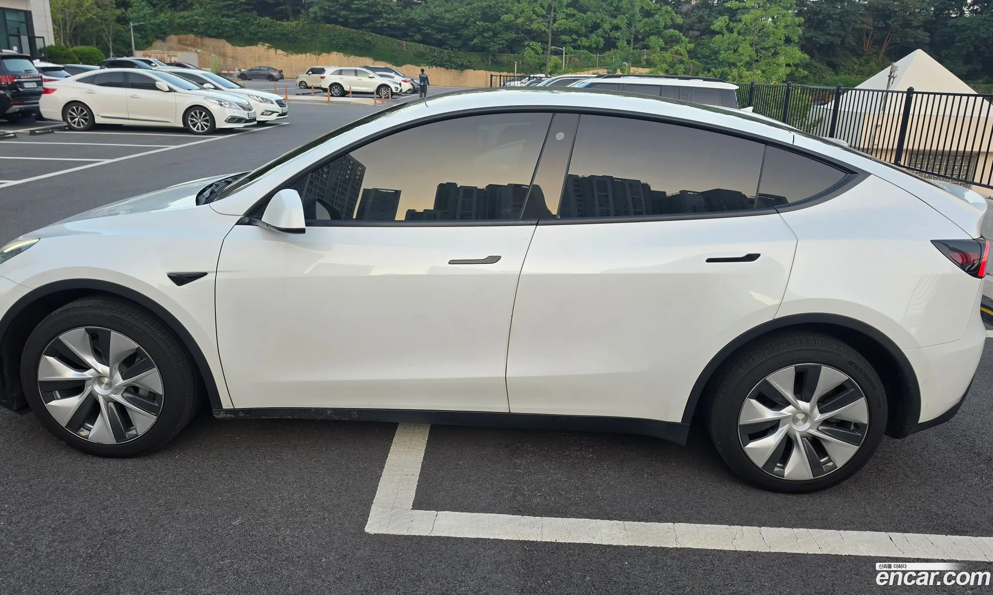 Tesla Model Y 2022 — 2