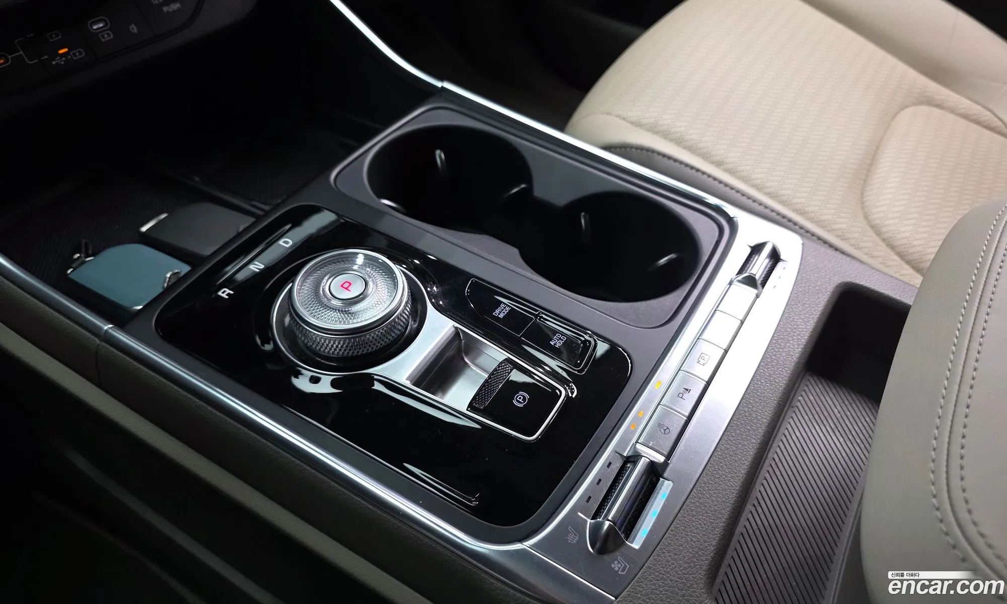Kia Carnival 2024 — 23