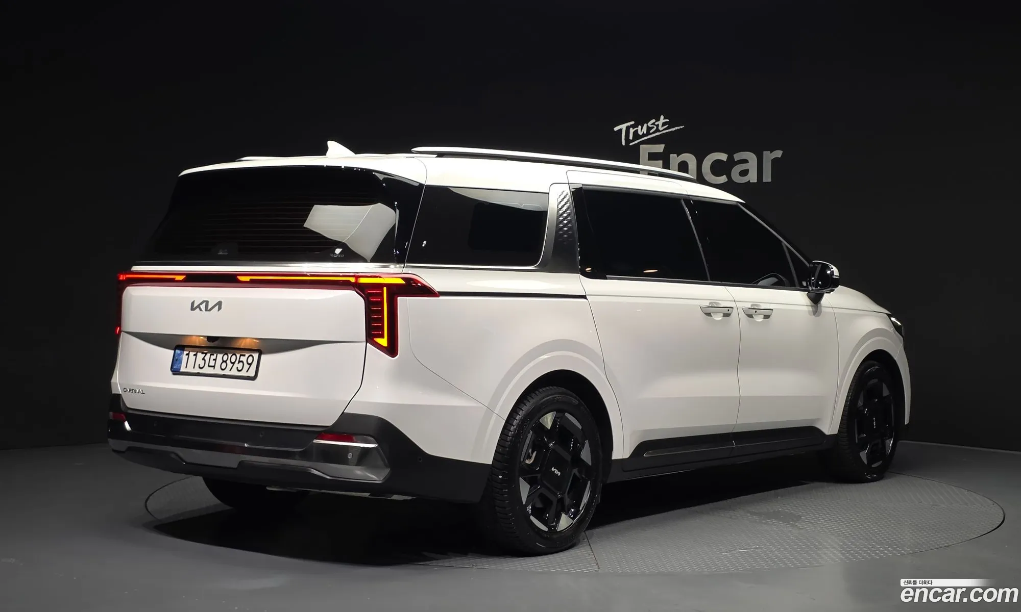 Kia Carnival 2024 — 12