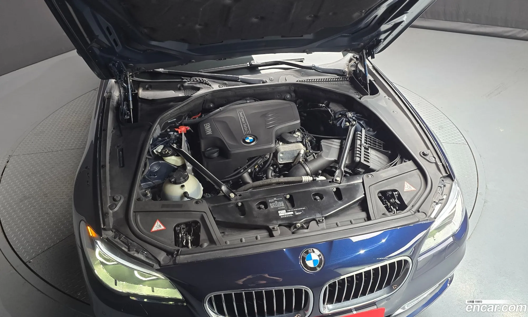 BMW 5 Series 2013 WBA5A7108ED176432 — 13