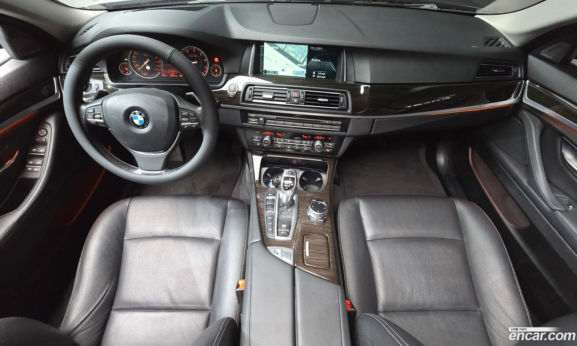 BMW 5 Series 2013 WBA5A7108ED176432 — 4